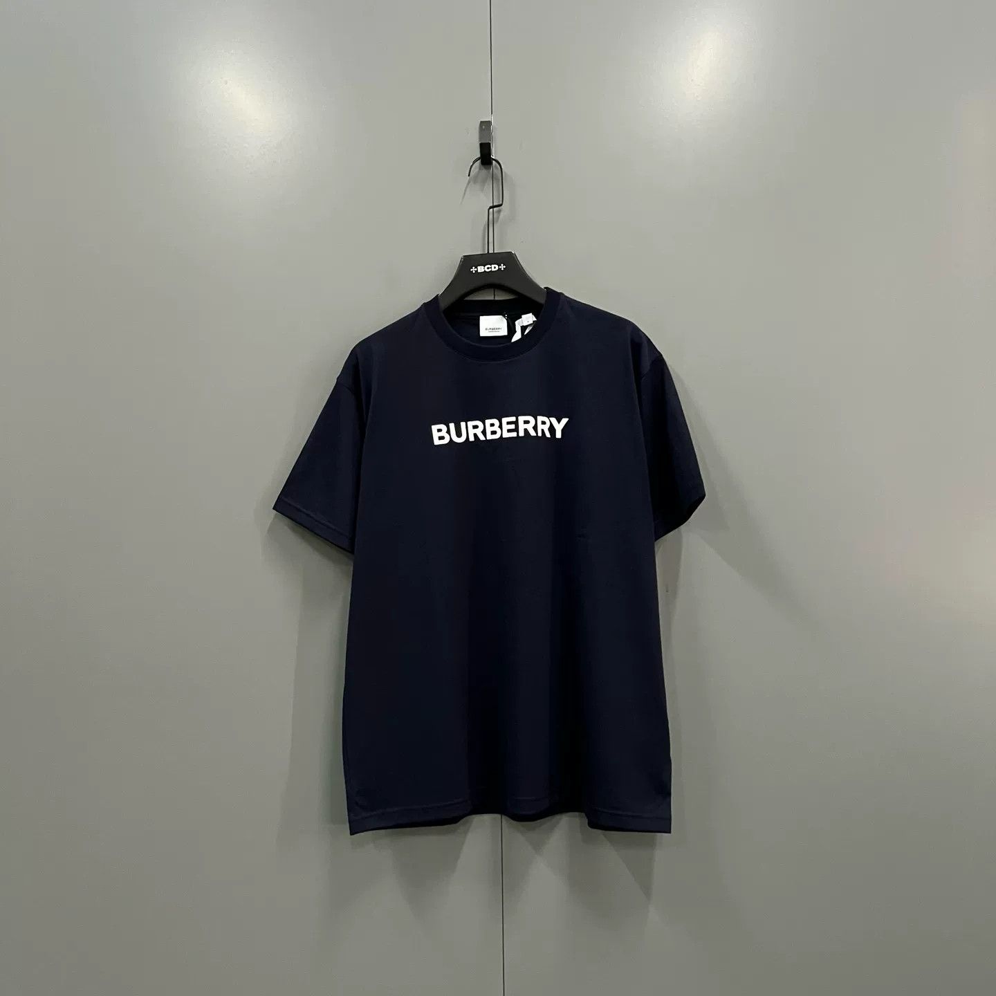 Burberry Burberry Navy Logo Print T-Shirt M Size US M / EU 48-50 / 2 - 2 Thumbnail