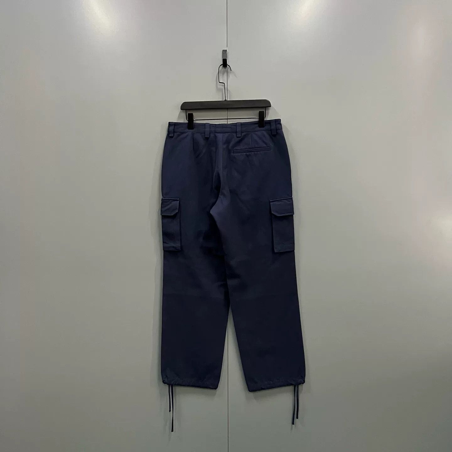 Louis Vuitton Louis Vuitton Navy Cargo Drawstring Pants 44 Size US 28 / EU 44 - 3 Thumbnail