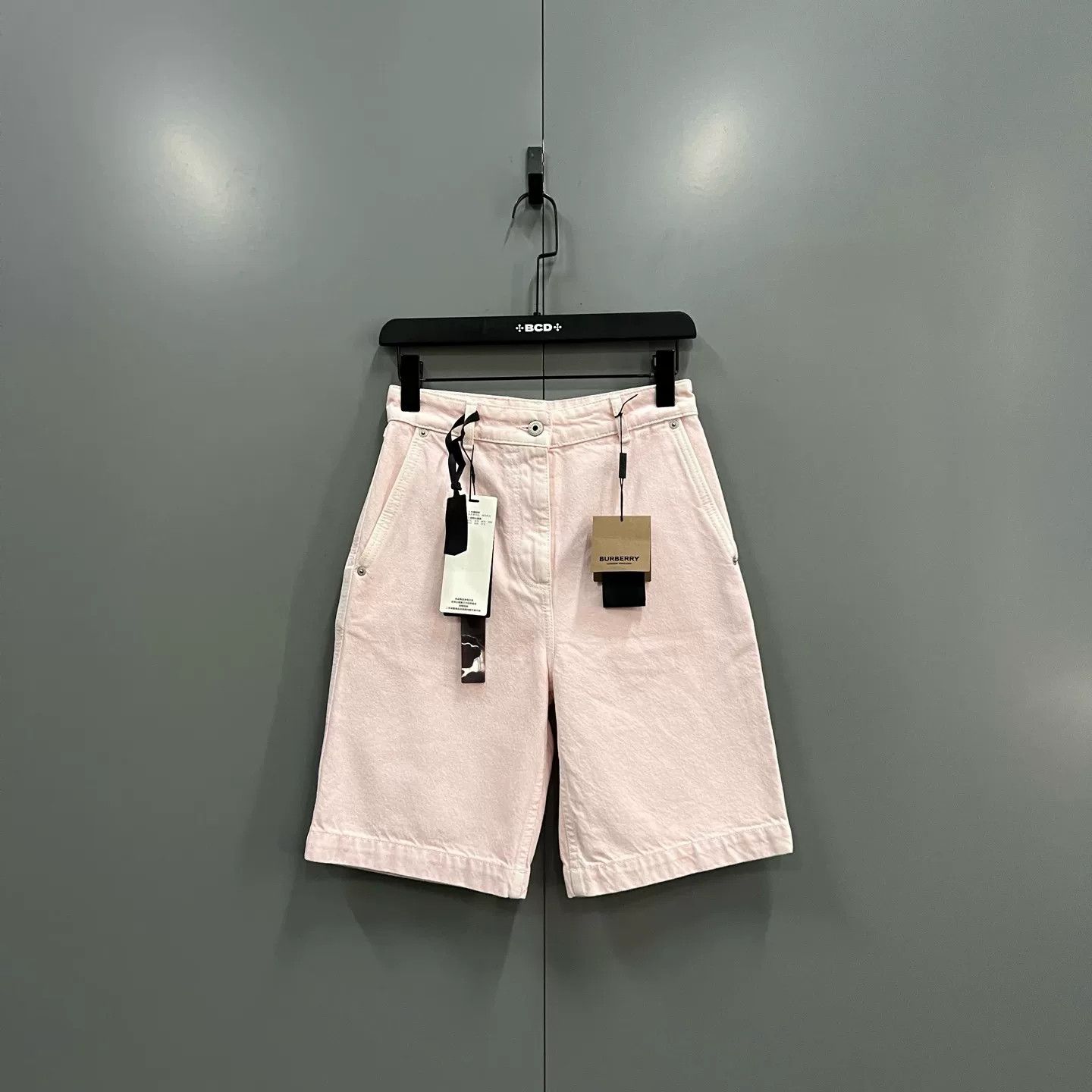 Burberry Burberry Pink Denim Shorts IT 34 Size 24" / US 00 / IT 34 - 2 Thumbnail