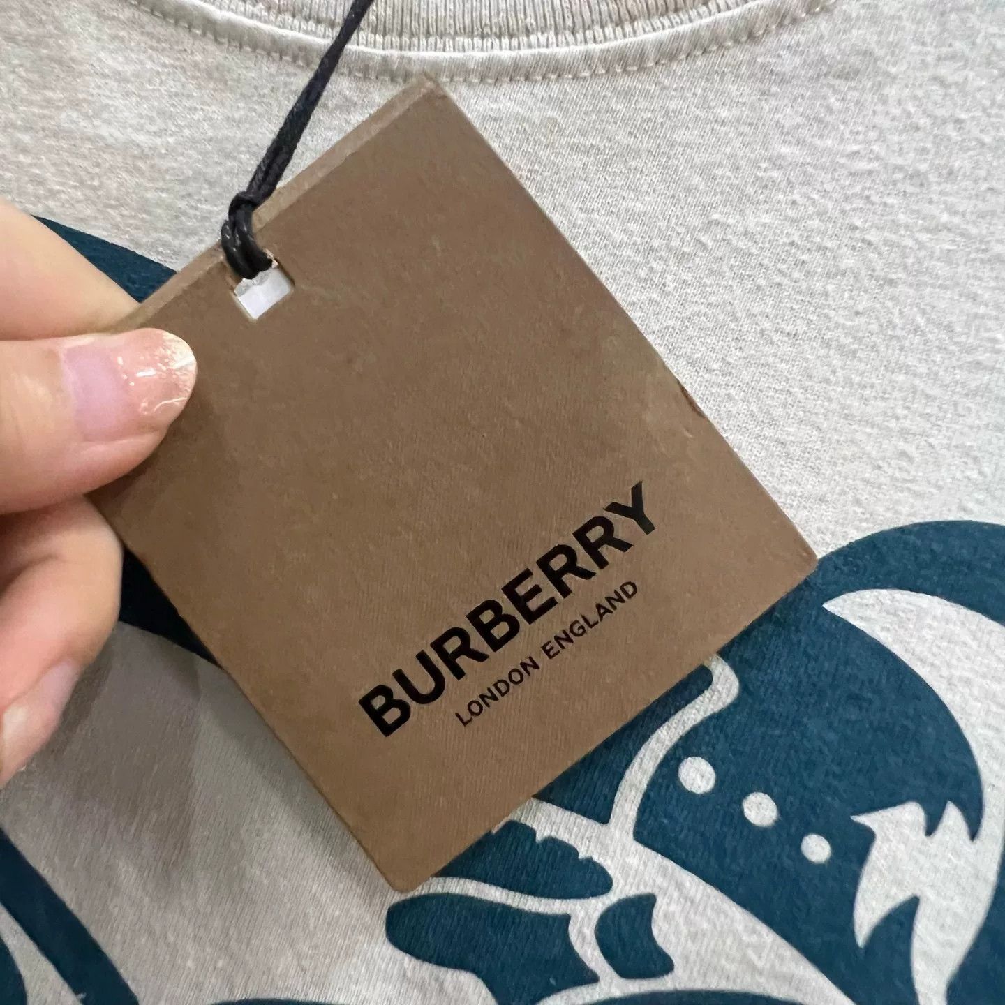 Burberry Burberry Equestrian Knight Graphic T-Shirt S Size US S / EU 44-46 / 1 - 5 Thumbnail