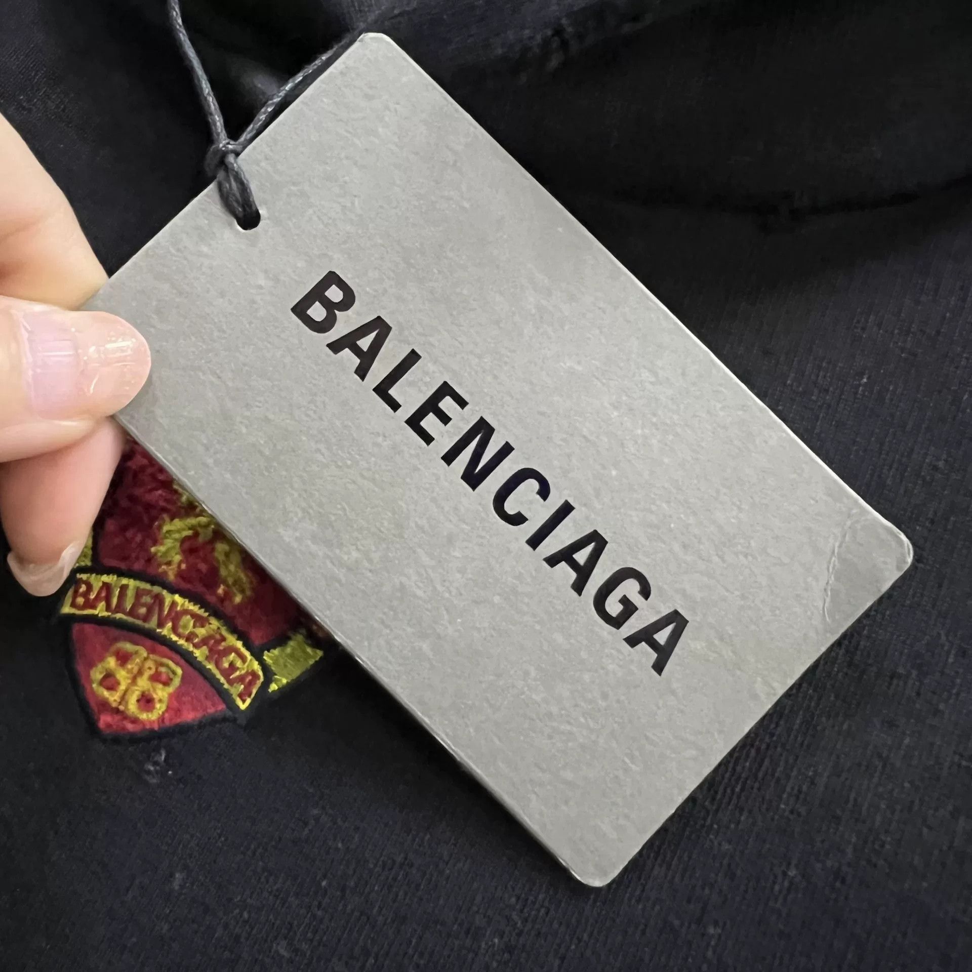 Balenciaga Balenciaga Distressed Embroidered Logo Hoodie Size 1 Size US S / EU 44-46 / 1 - 6 Thumbnail