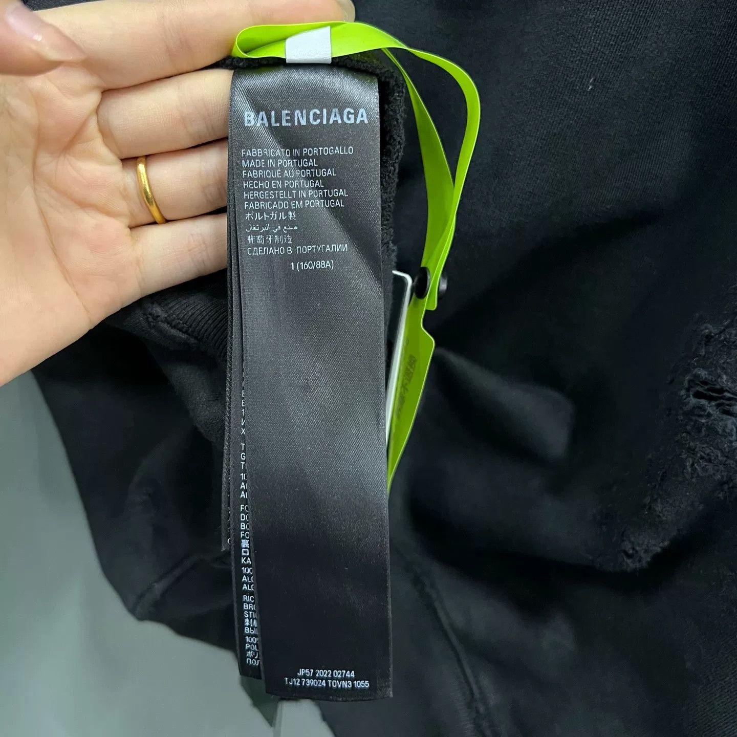 Balenciaga Balenciaga Distressed Embroidered Logo Hoodie Size 1 Size US S / EU 44-46 / 1 - 5 Thumbnail