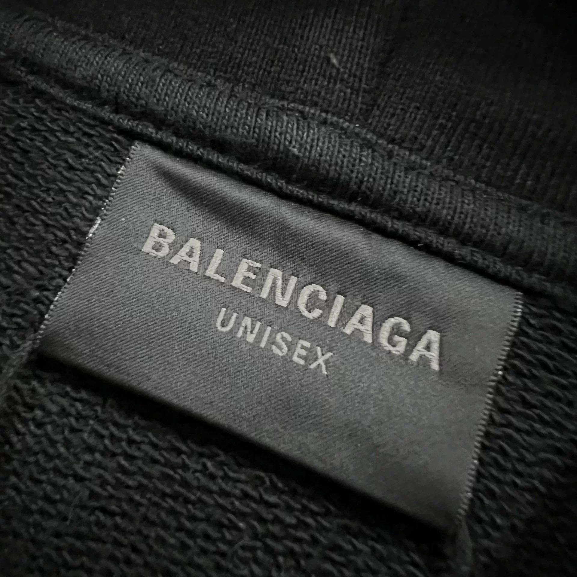 Balenciaga Balenciaga Distressed Embroidered Logo Hoodie Size 1 Size US S / EU 44-46 / 1 - 4 Thumbnail
