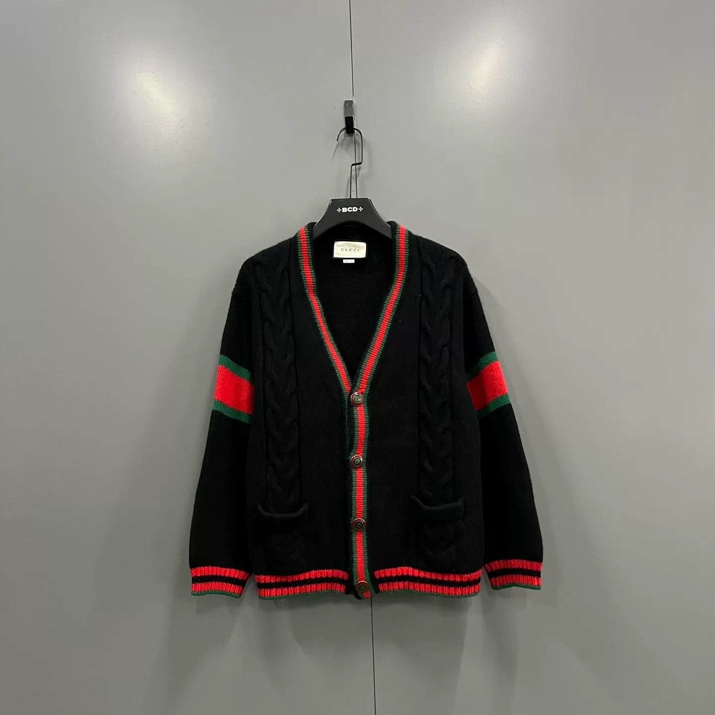 Gucci Gucci Web Trim Cable Knit Cardigan Size L Size US L / EU 52-54 / 3 - 2 Thumbnail