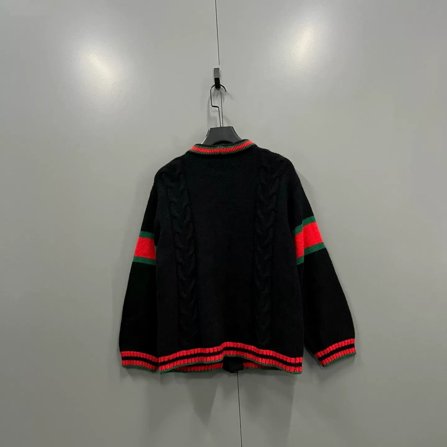 Gucci Gucci Web Trim Cable Knit Cardigan Size L Size US L / EU 52-54 / 3 - 3 Thumbnail