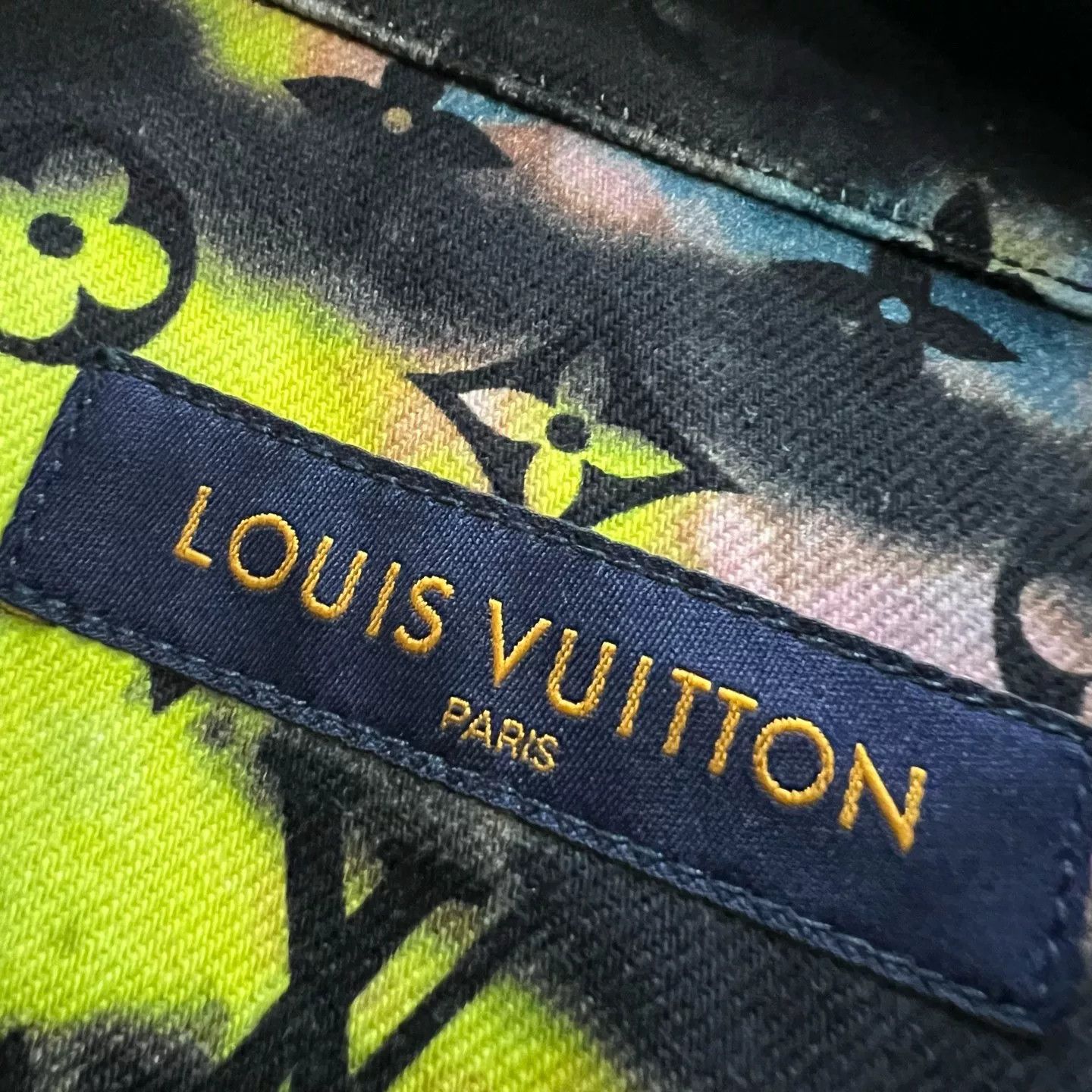 Louis Vuitton Louis Vuitton Monogram Tie-Dye Denim Jacket Size M Size US M / EU 48-50 / 2 - 4 Thumbnail
