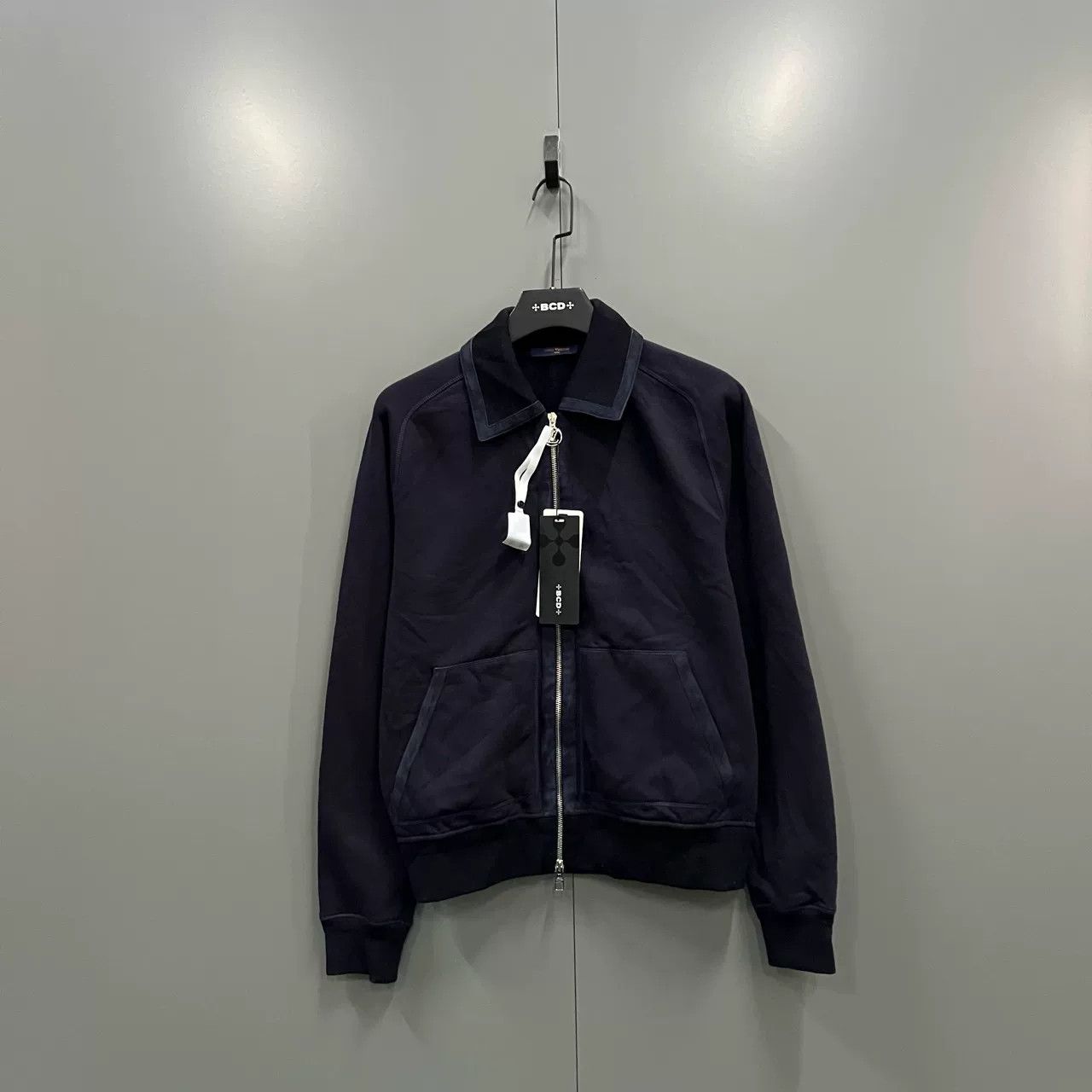 Louis Vuitton Louis Vuitton Navy Zip-Up Cotton Jacket Size M Size US M / EU 48-50 / 2 - 2 Thumbnail