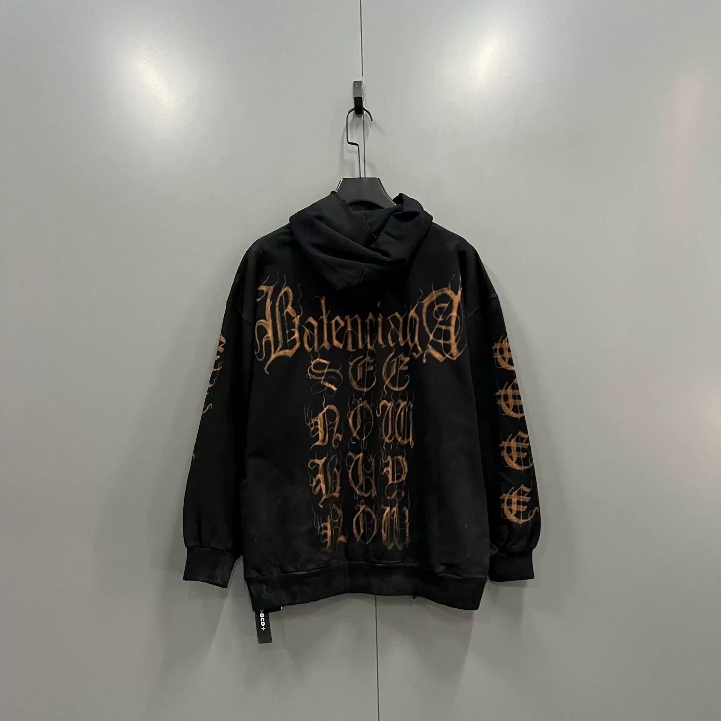 Balenciaga Balenciaga Sanskrit Graphic Zip Hoodie M Size US M / EU 48-50 / 2 - 3 Thumbnail