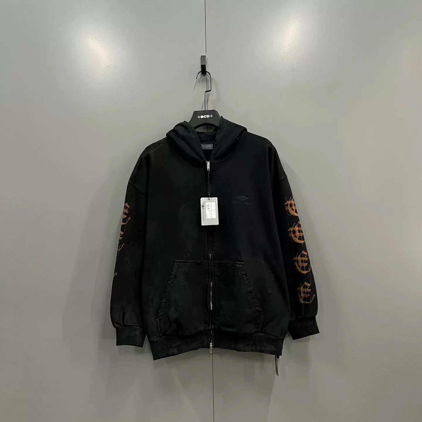 Balenciaga Balenciaga Sanskrit Graphic Zip Hoodie M Size US M / EU 48-50 / 2 - 2 Thumbnail