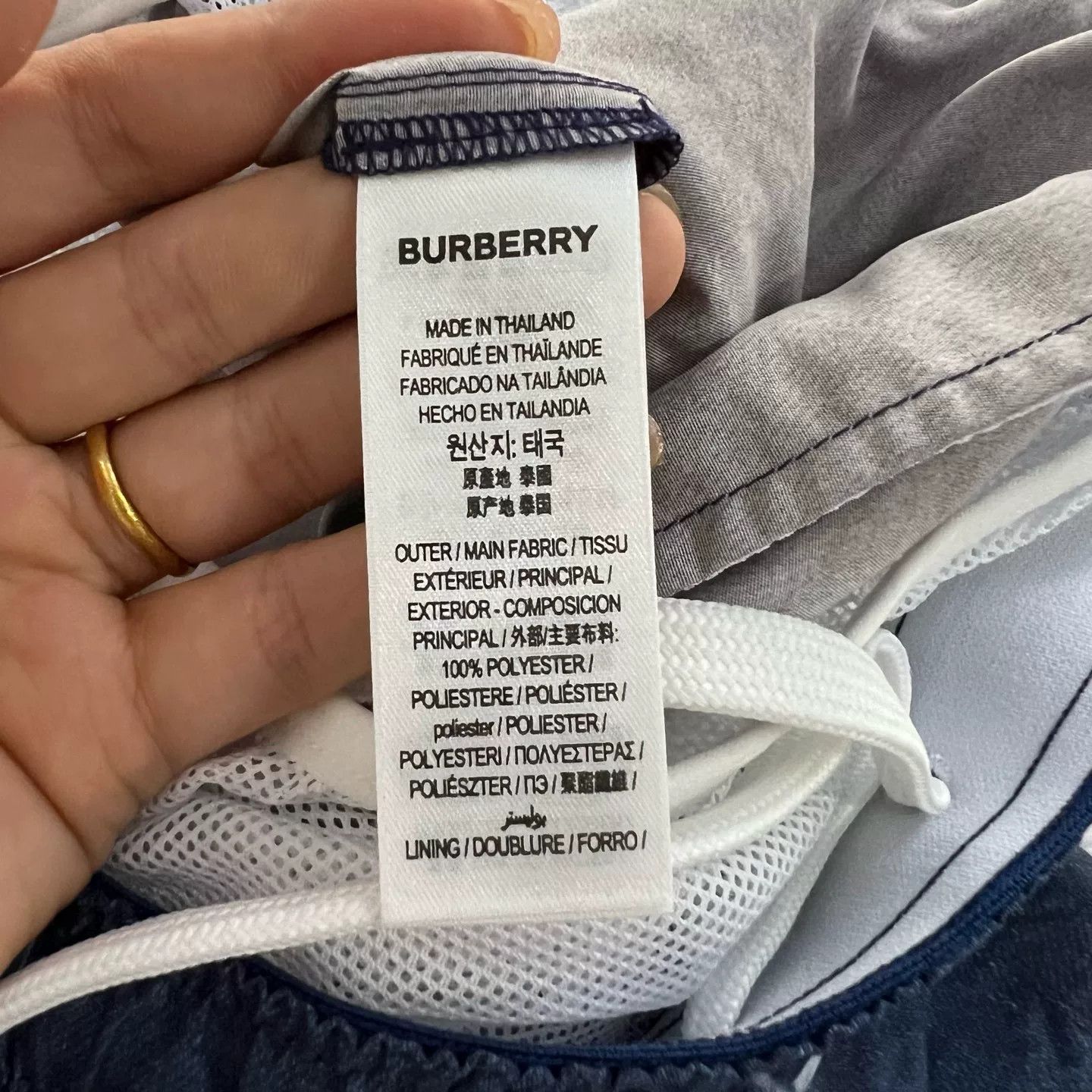 Burberry Burberry Shark Print Shorts XXS Size US 26 / EU 42 - 6 Thumbnail