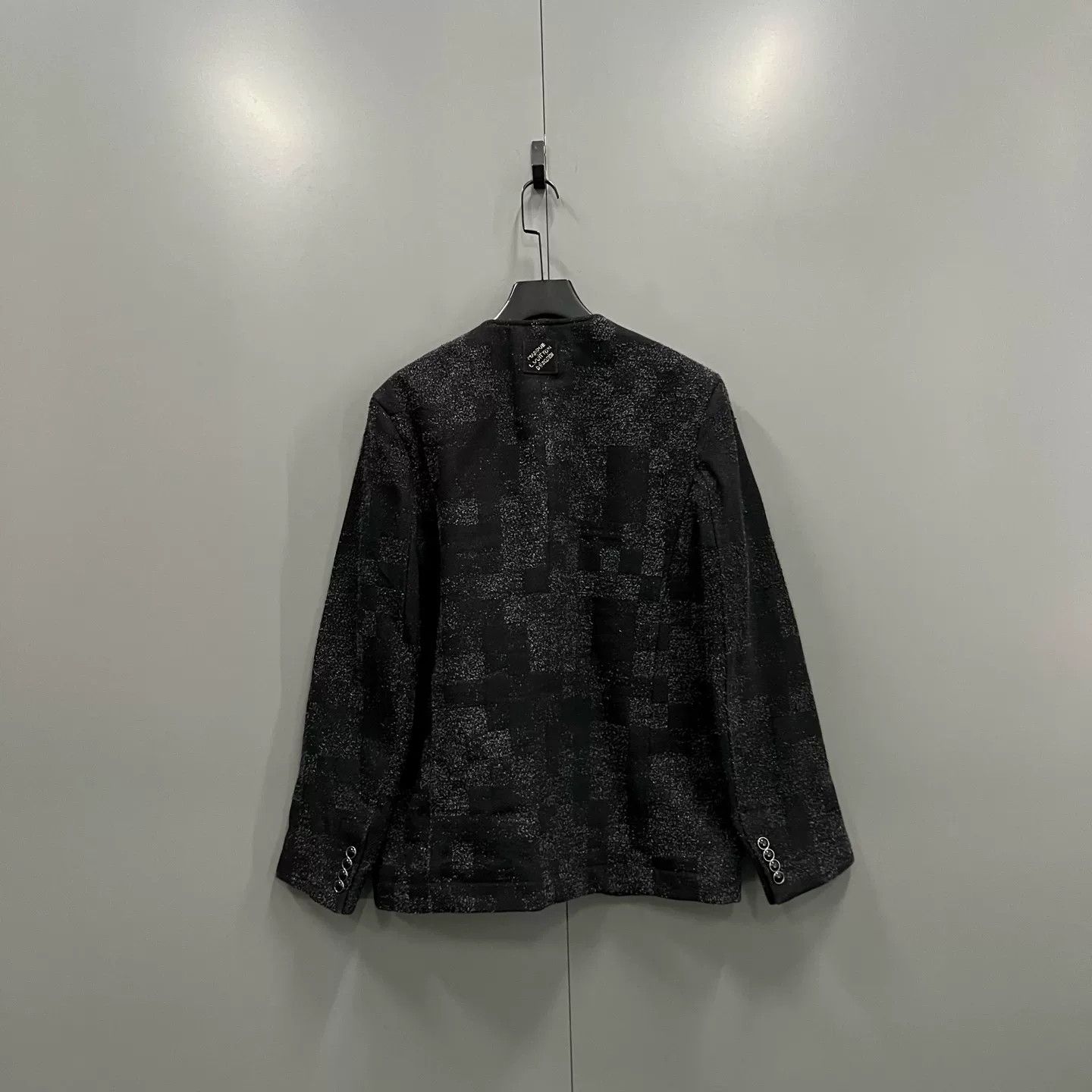 Louis Vuitton Louis Vuitton Damier Textured Button Jacket Size 50 Size US M / EU 48-50 / 2 - 3 Thumbnail