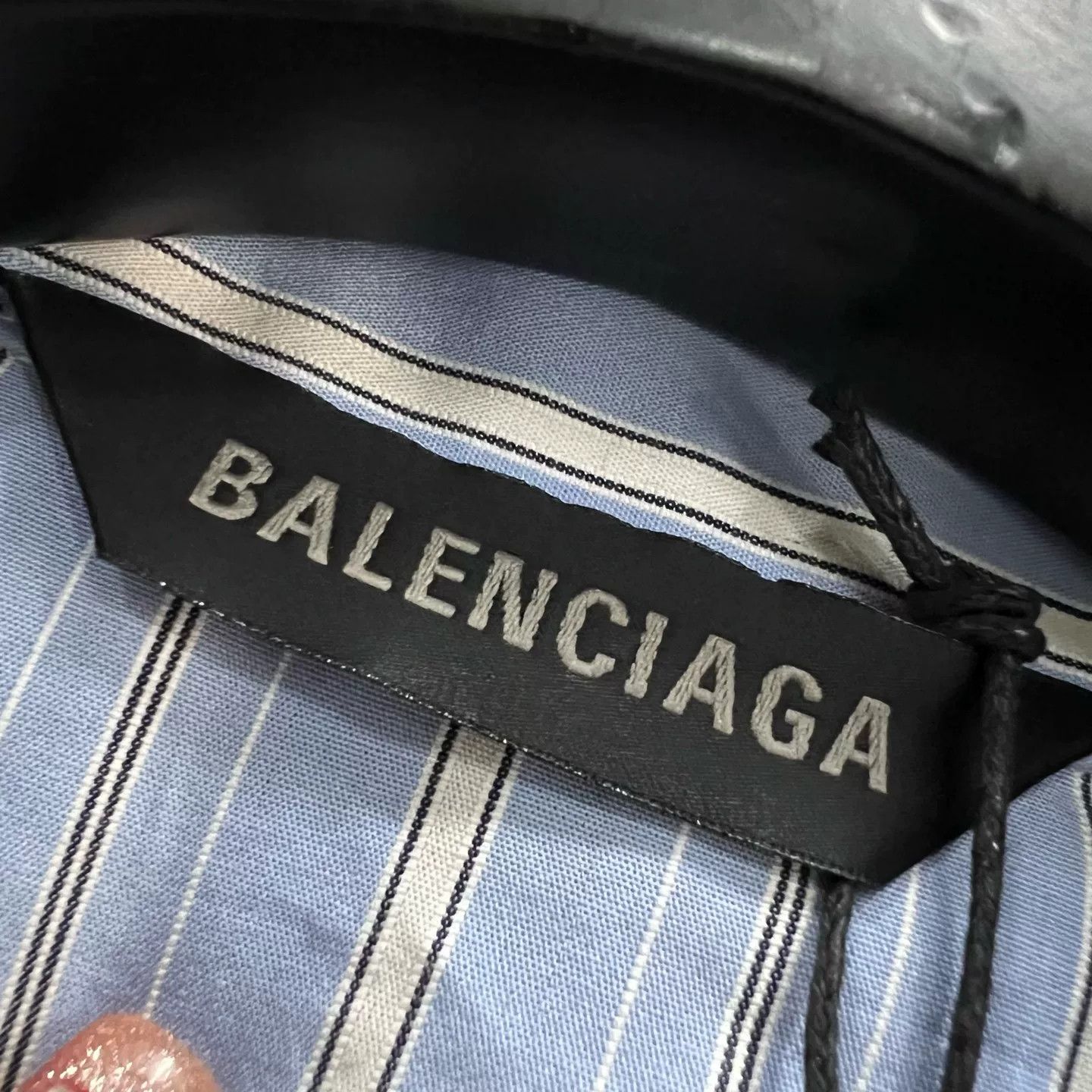 Balenciaga Balenciaga Layered V-Neck Knit Sweater Size M Size US M / EU 48-50 / 2 - 4 Thumbnail