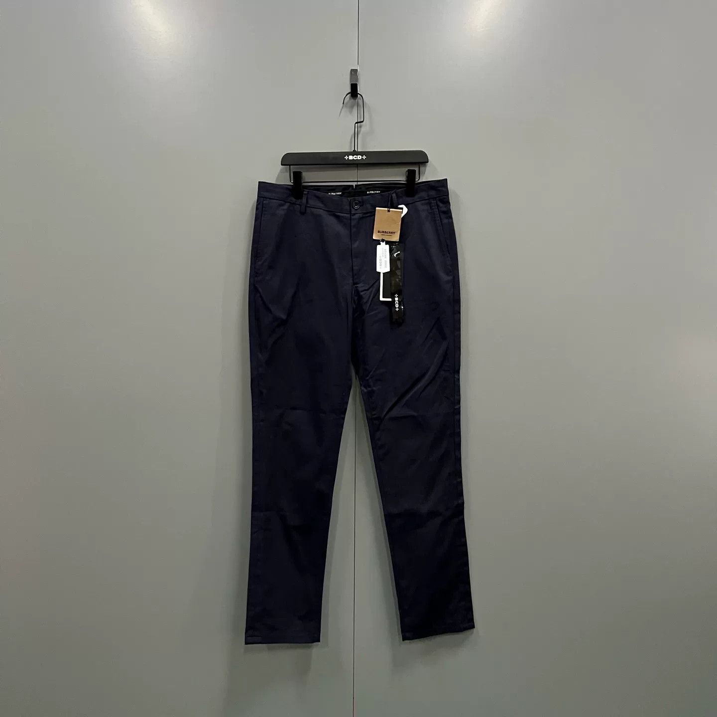 Burberry Burberry Navy Cotton Chino Pants Size 36 Size US 36 / EU 52 - 2 Thumbnail