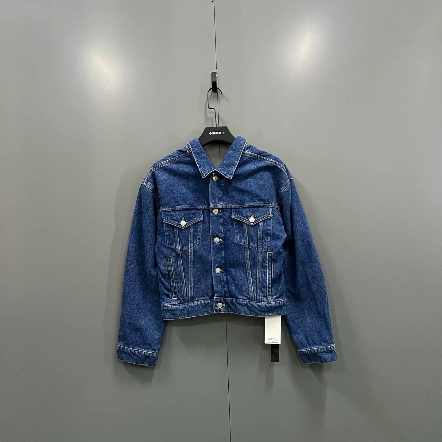 Balenciaga Balenciaga Blue Denim Trucker Jacket Size 36 Size XS / US 0-2 / IT 36-38 - 2 Thumbnail