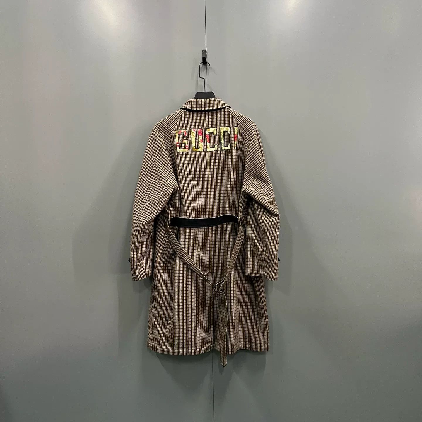 Gucci Gucci Reversible Check Double Breasted Coat EU 50 Size US M / EU 48-50 / 2 - 3 Thumbnail
