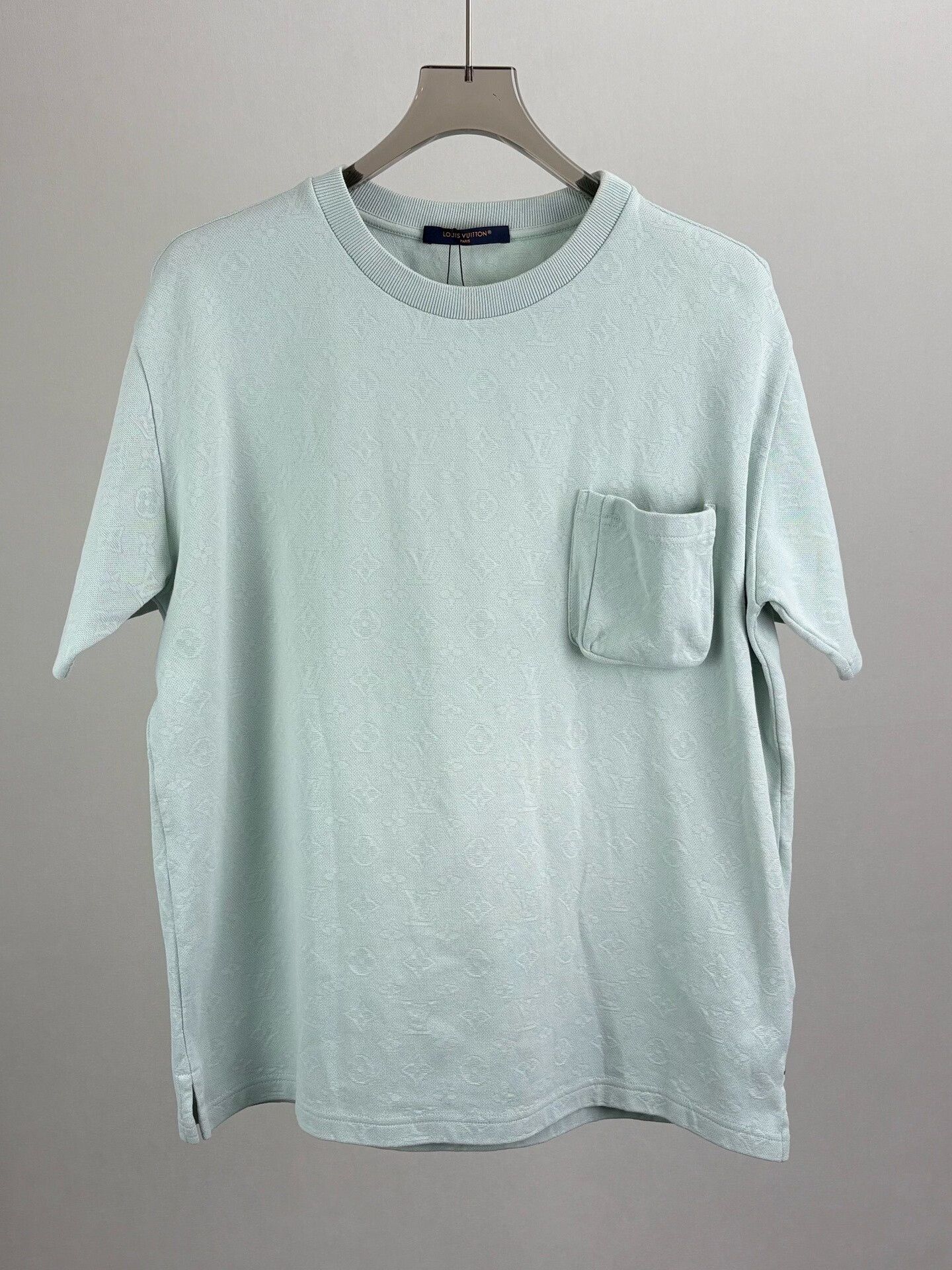 Louis Vuitton Louis Vuitton Monogram Pocket T-Shirt XL Size US XL / EU 56 / 4 - 2 Thumbnail