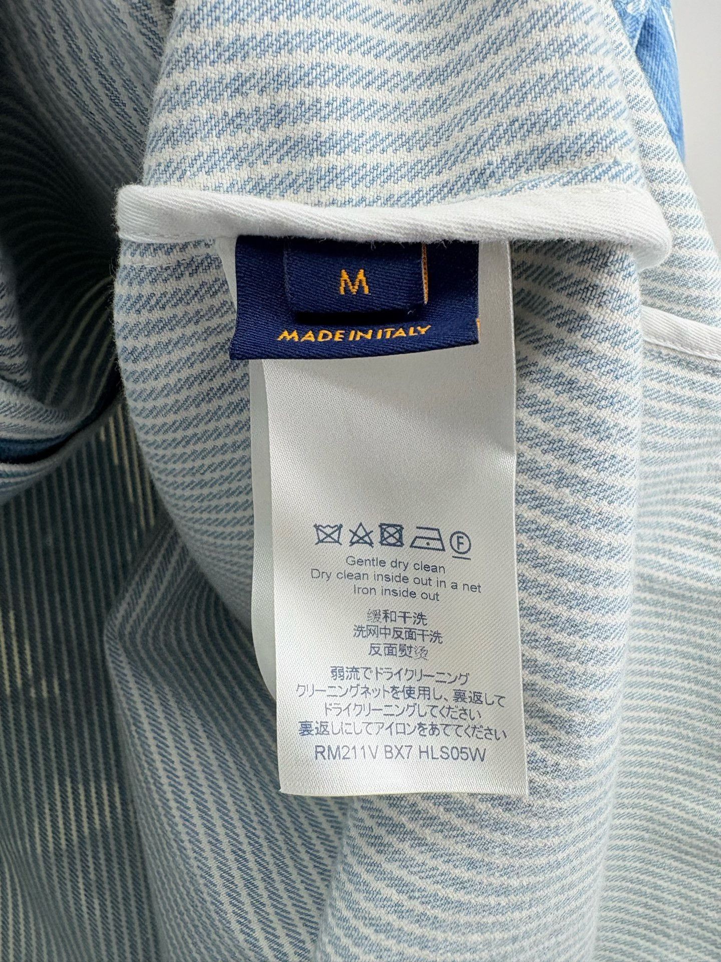 Louis Vuitton Louis Vuitton Monogram Ink Denim Shirt M Size US M / EU 48-50 / 2 - 6 Thumbnail