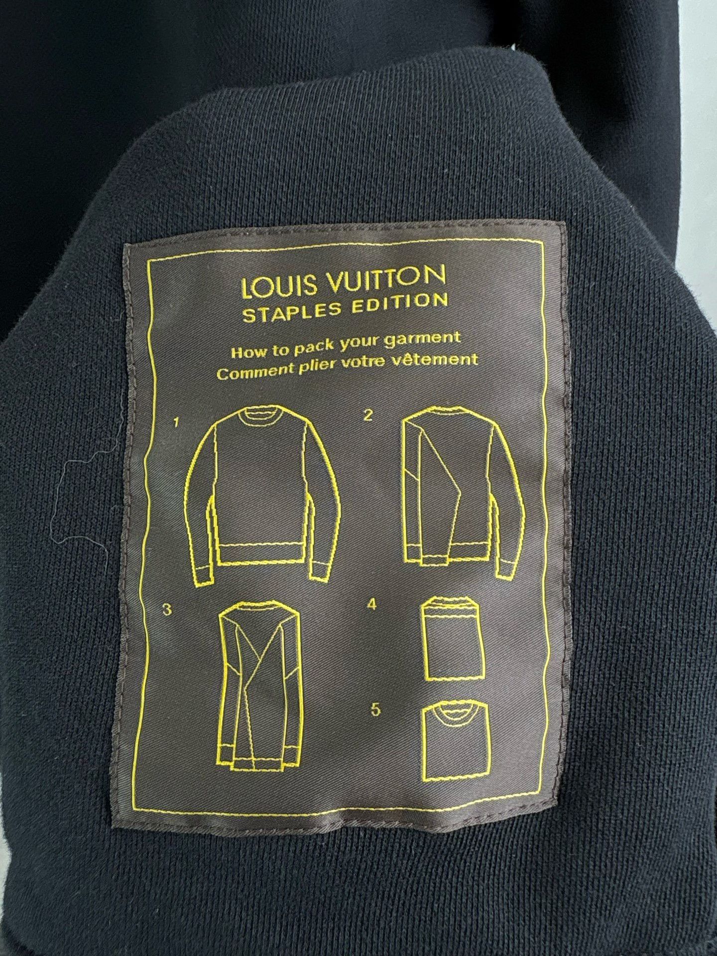 Louis Vuitton Louis Vuitton Staples Edition Instruction Sweatshirt XL Size US XL / EU 56 / 4 - 4 Thumbnail