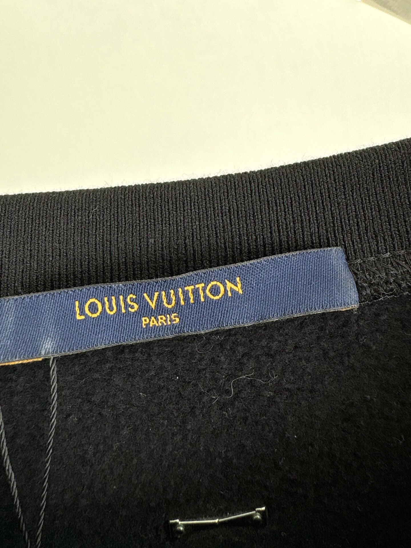 Louis Vuitton Louis Vuitton Staples Edition Instruction Sweatshirt XL Size US XL / EU 56 / 4 - 5 Thumbnail