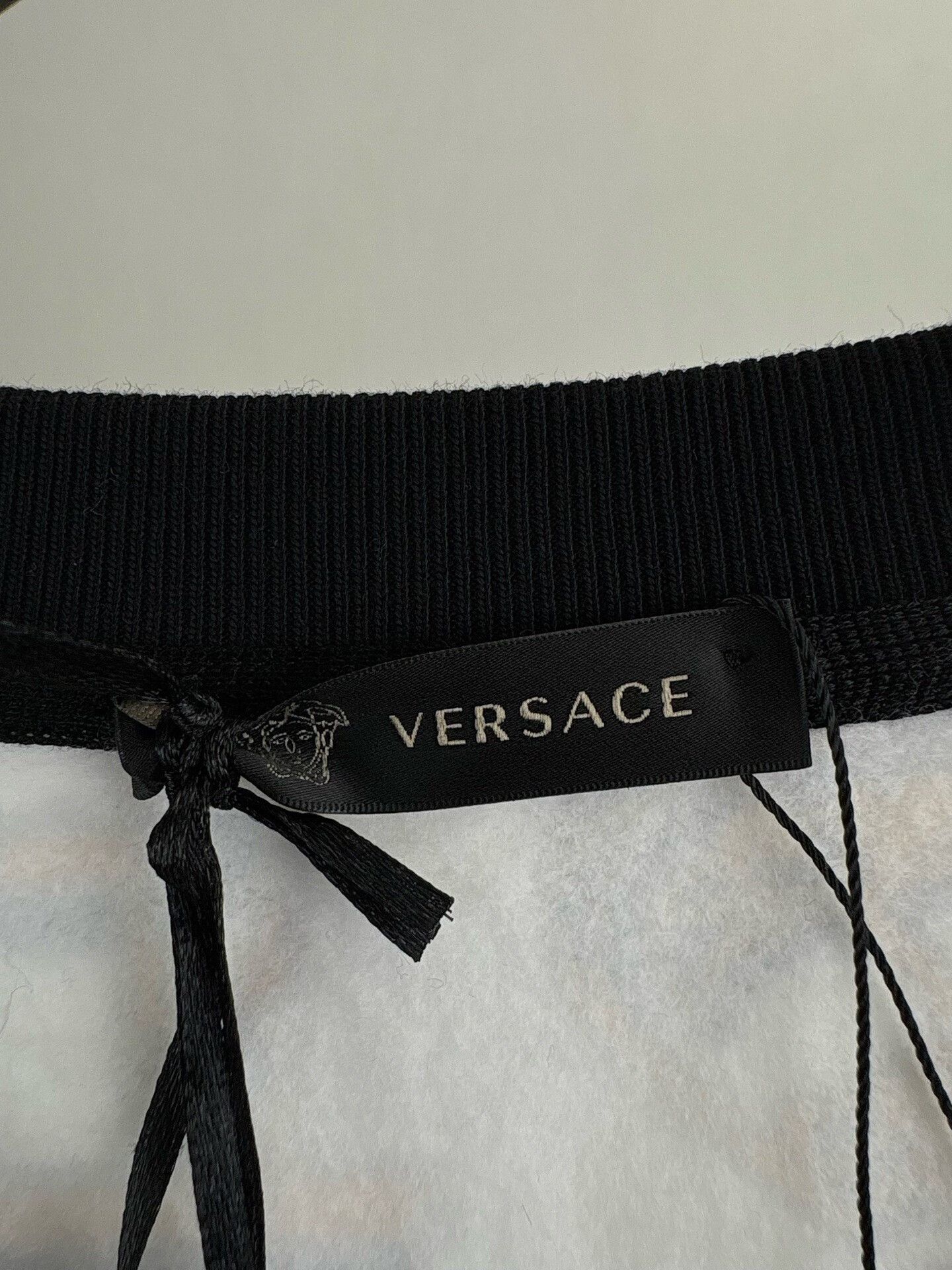 Versace Versace Baroque Alphabet Logo Sweatshirt Size 4XL Size US XXL / EU 58 / 5 - 4 Thumbnail
