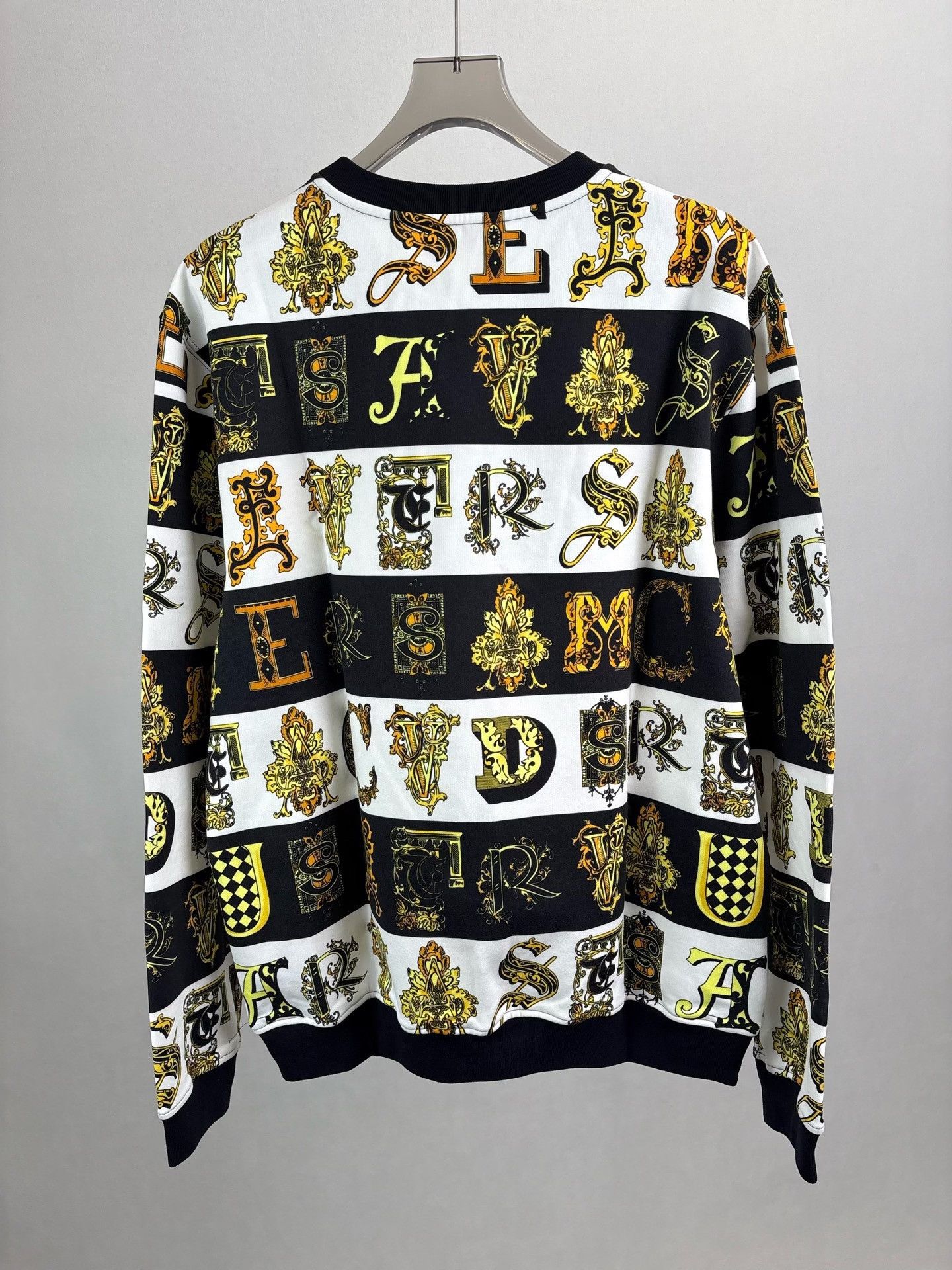 Versace Versace Baroque Alphabet Logo Sweatshirt Size 4XL Size US XXL / EU 58 / 5 - 3 Thumbnail