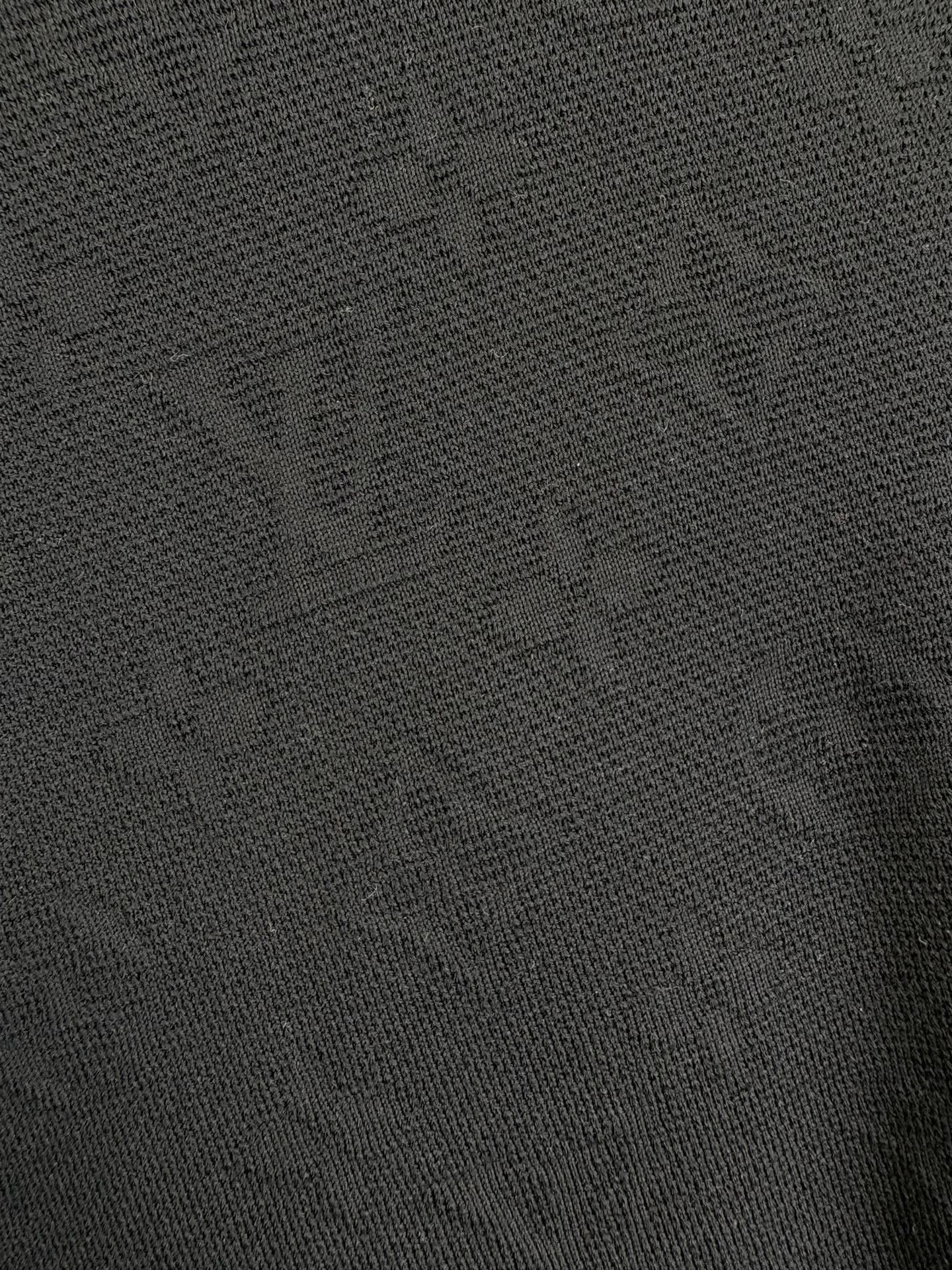 Louis Vuitton Louis Vuitton Monogram Pocket T-Shirt XL Size US XL / EU 56 / 4 - 4 Thumbnail