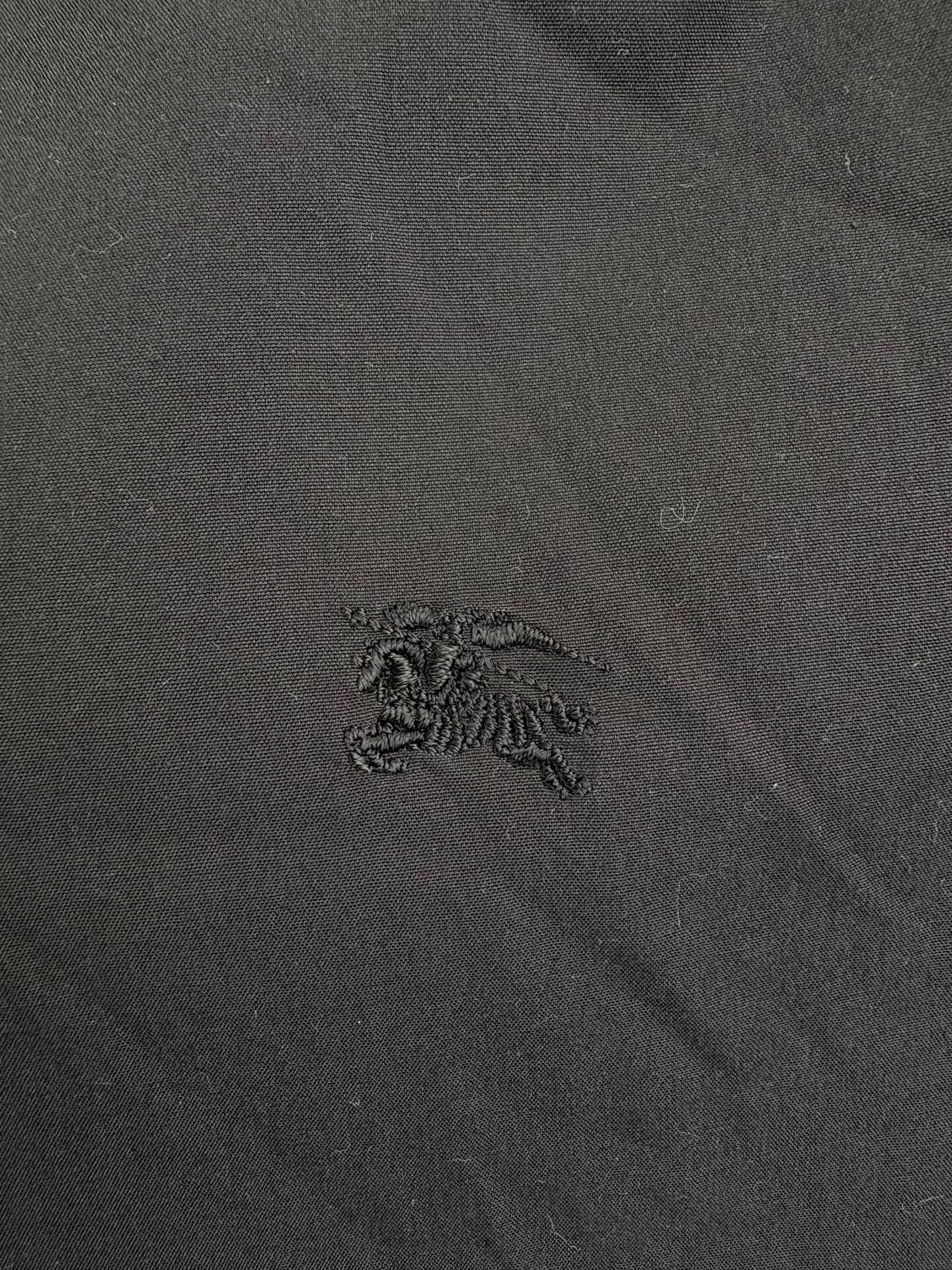 Burberry Burberry Embroidered Knight Shirt Size M Size US M / EU 48-50 / 2 - 4 Thumbnail