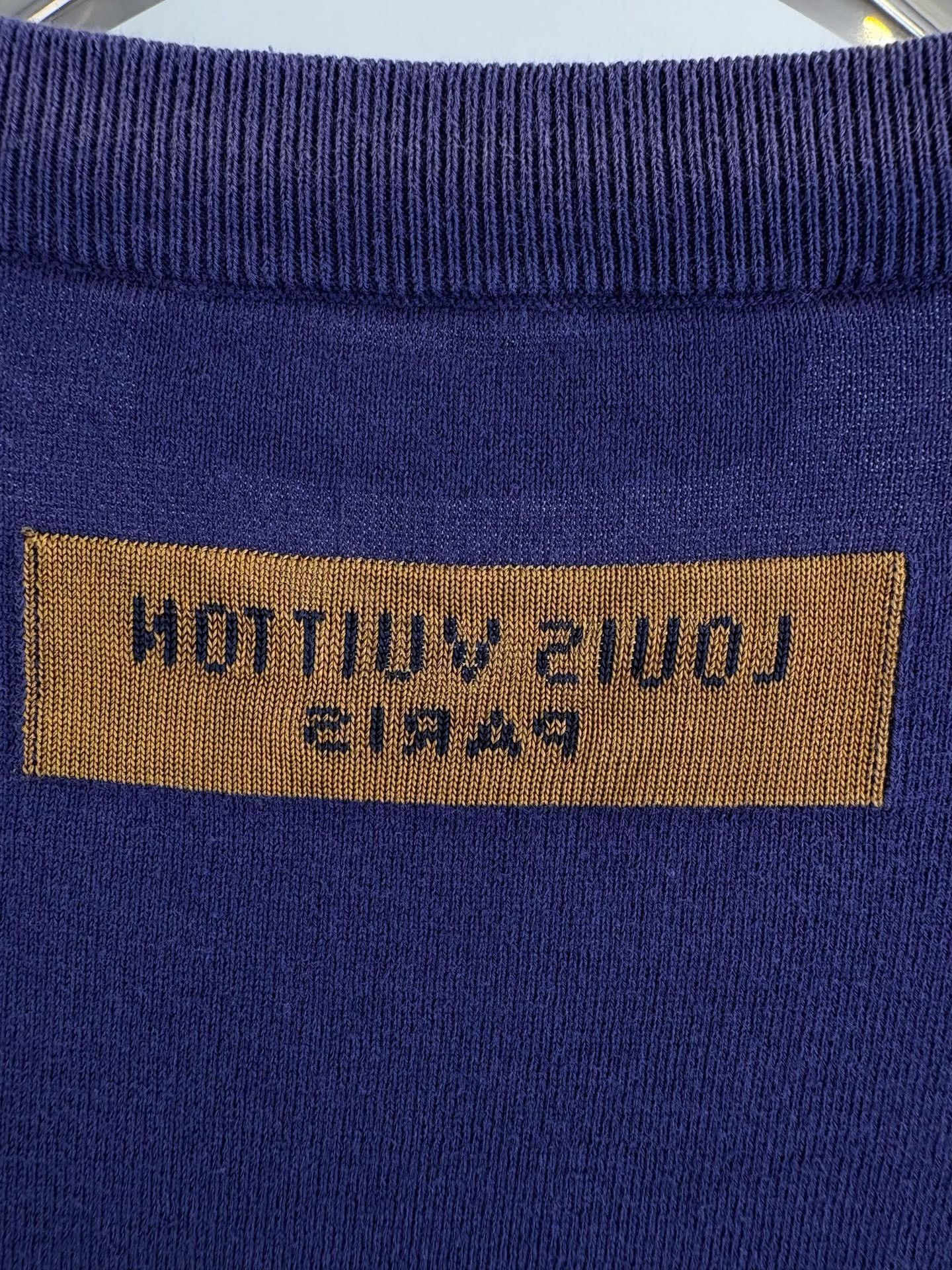 Louis Vuitton Louis Vuitton Logo Knit T-Shirt Size M Size US M / EU 48-50 / 2 - 4 Thumbnail