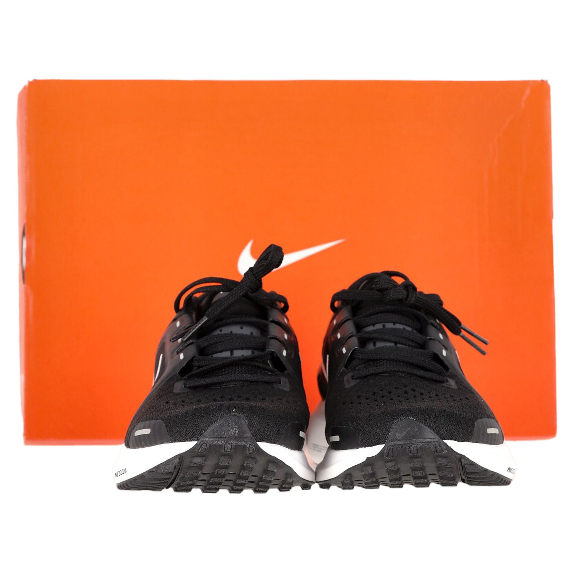 Nike Nike Air Zoom Vomero 16 Sneakers in Black Nylon Size US 8 / EU 41 - 2 Thumbnail