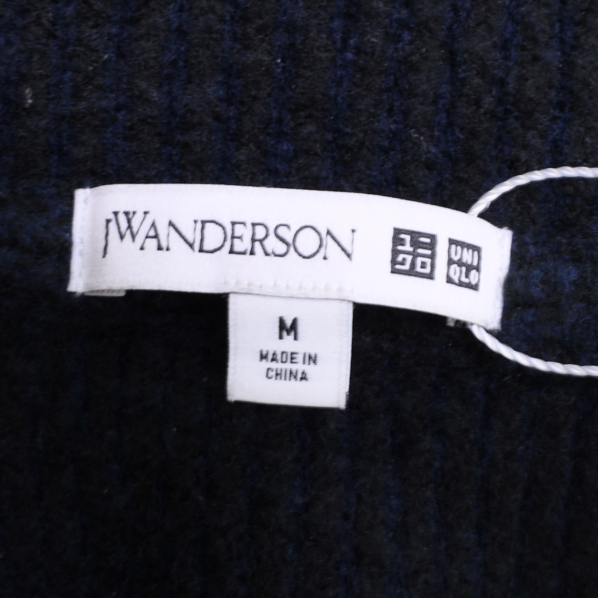 JW Anderson JW Anderson X Uniqlo Zip-Up Sweater in Navy Blue Acrylic Size US XL / EU 56 / 4 - 5 Thumbnail