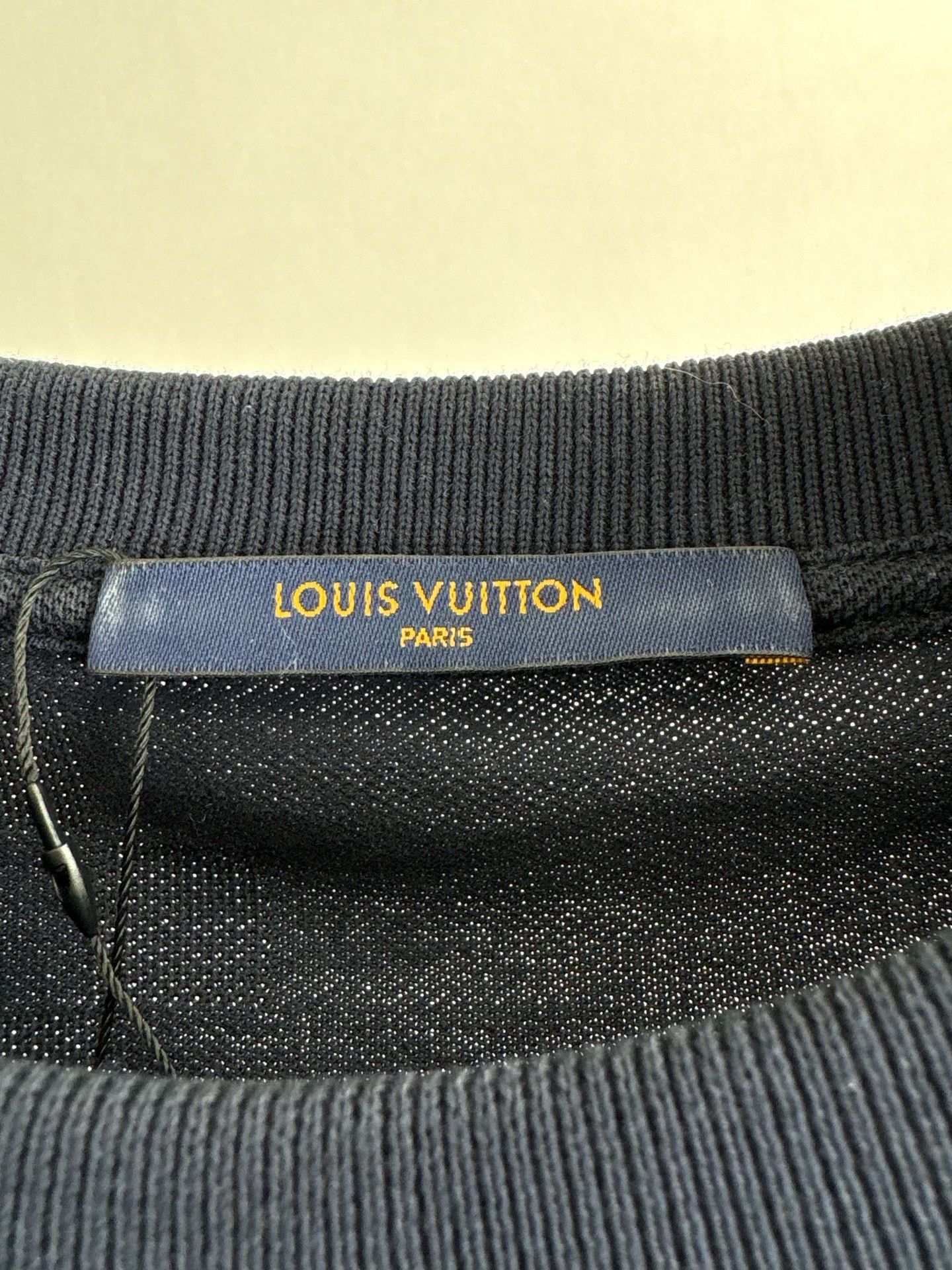 Louis Vuitton Louis Vuitton Damier Pocket T-Shirt XL Size US XL / EU 56 / 4 - 4 Thumbnail