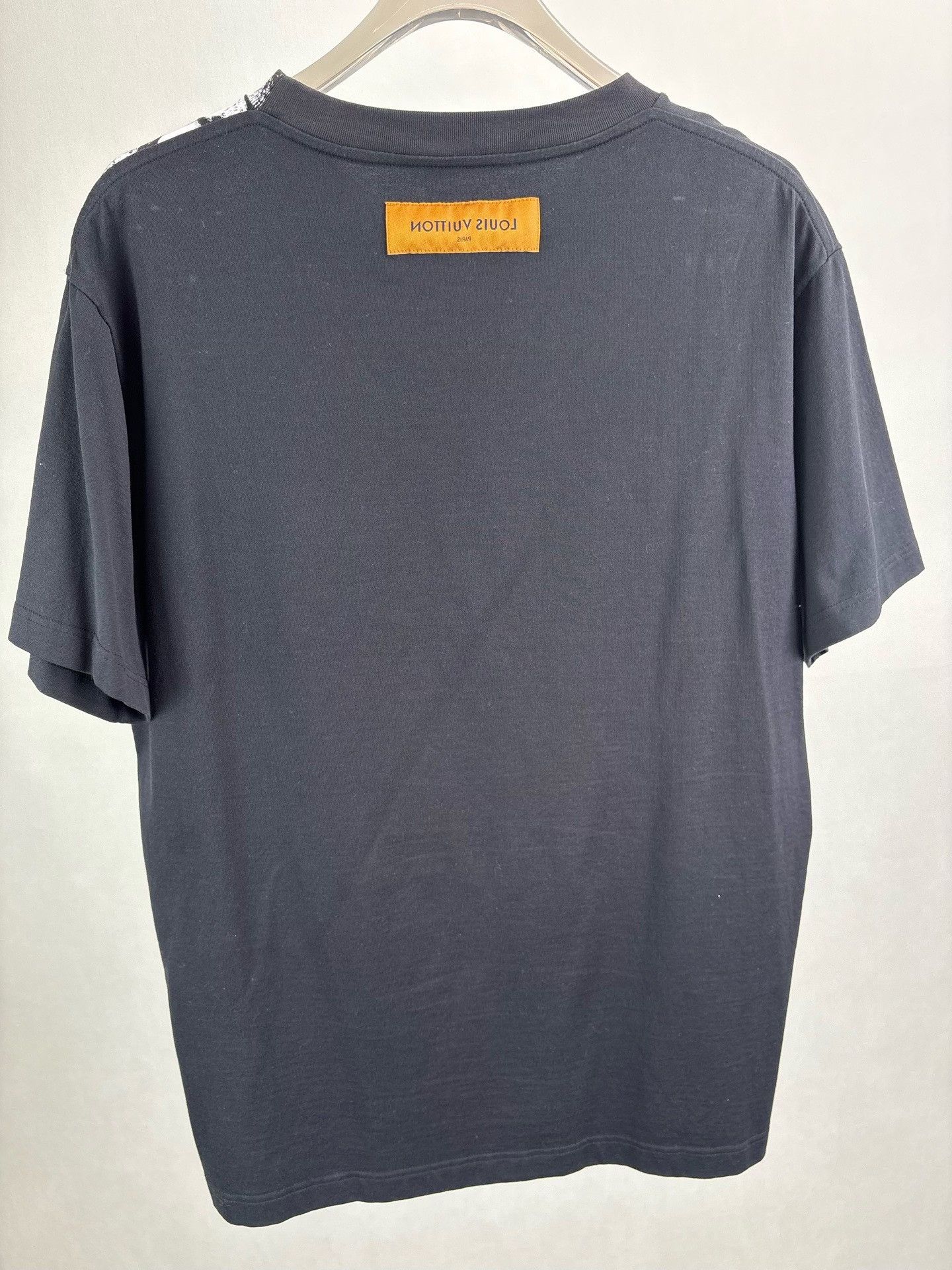 Louis Vuitton Louis Vuitton Chain Print T-Shirt XL Size US XL / EU 56 / 4 - 3 Thumbnail