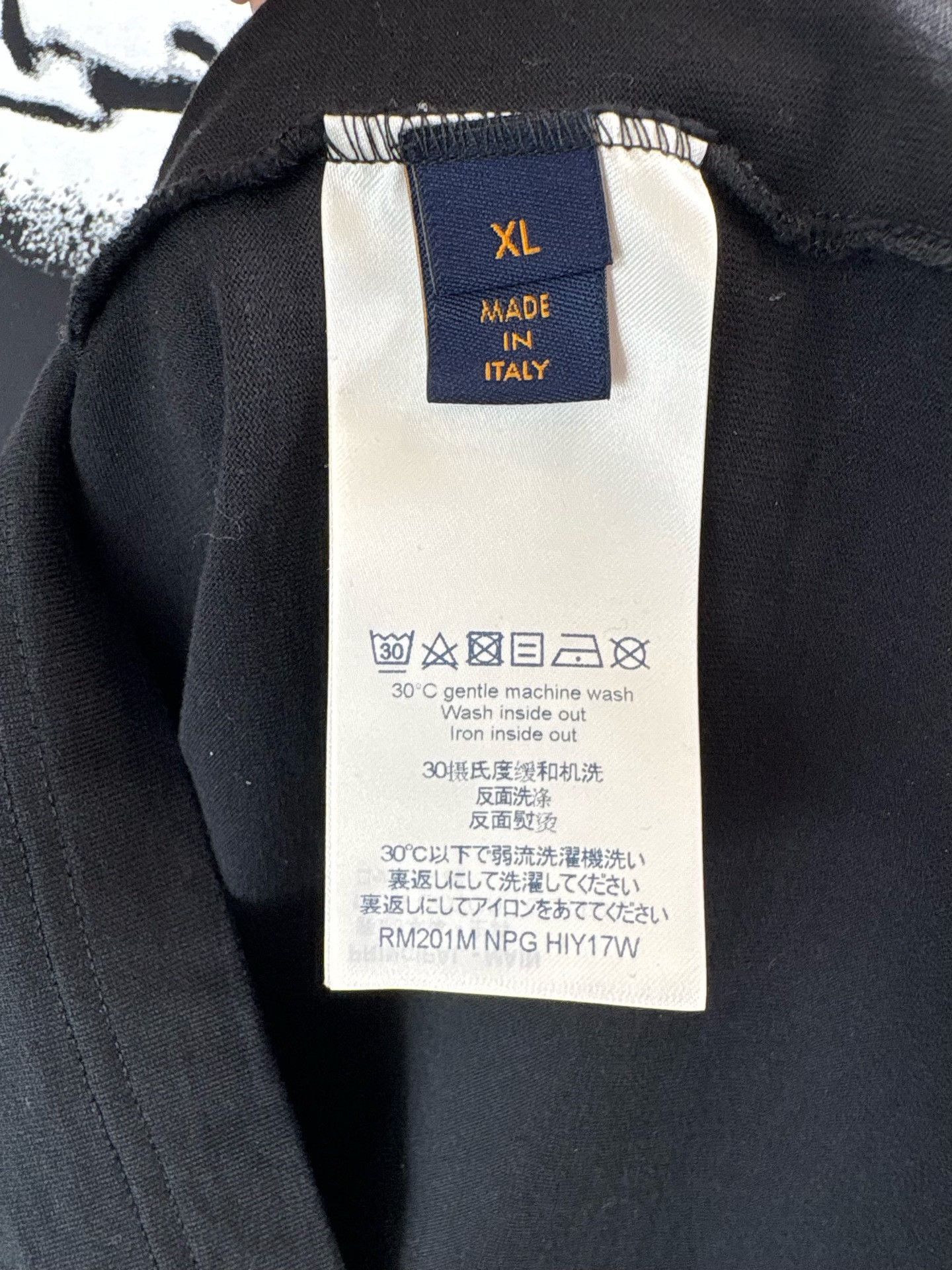 Louis Vuitton Louis Vuitton Chain Print T-Shirt XL Size US XL / EU 56 / 4 - 4 Thumbnail