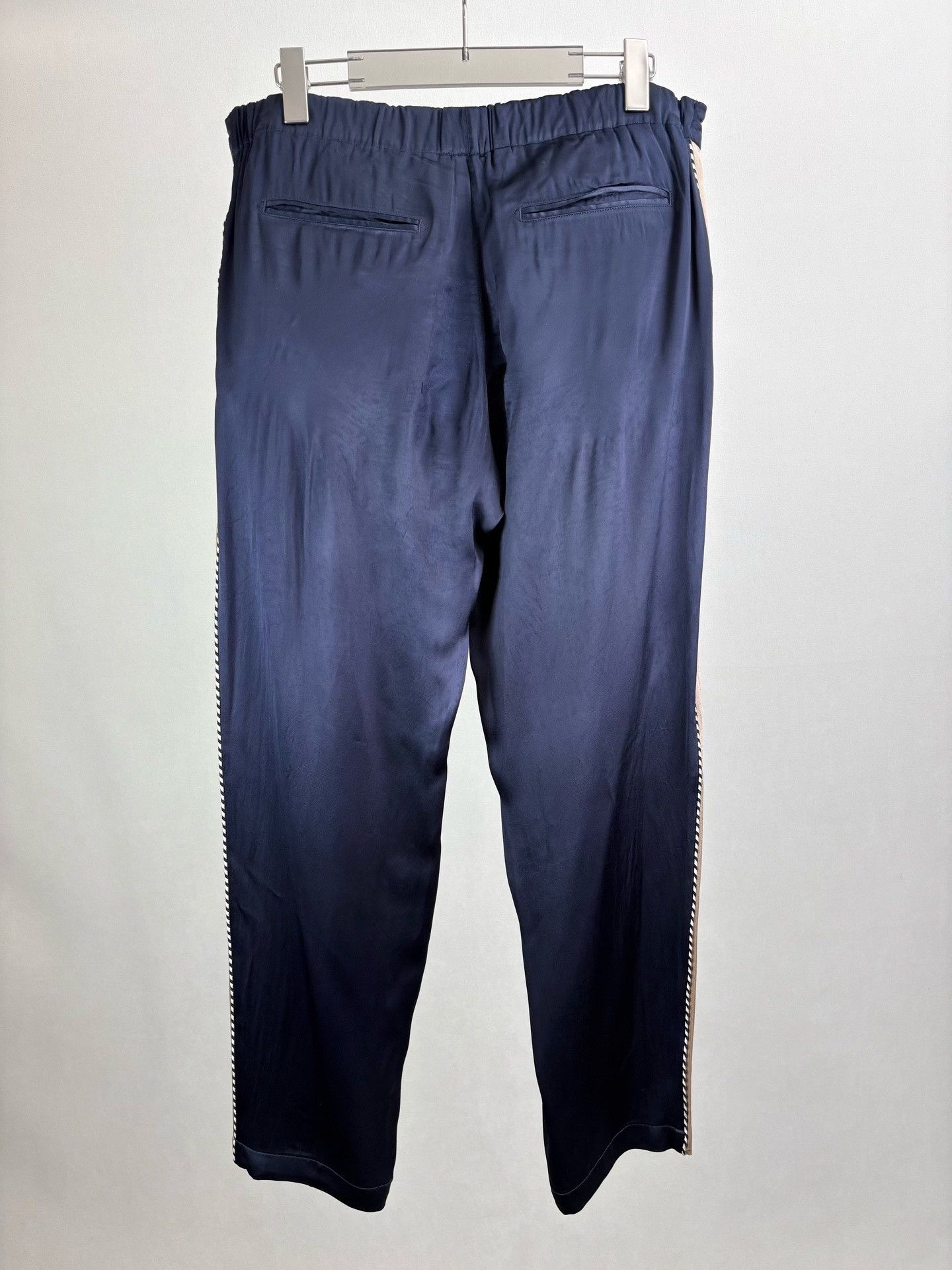 Louis Vuitton Louis Vuitton Striped Side Casual Pants 42 Size US 26 / EU 42 - 3 Thumbnail