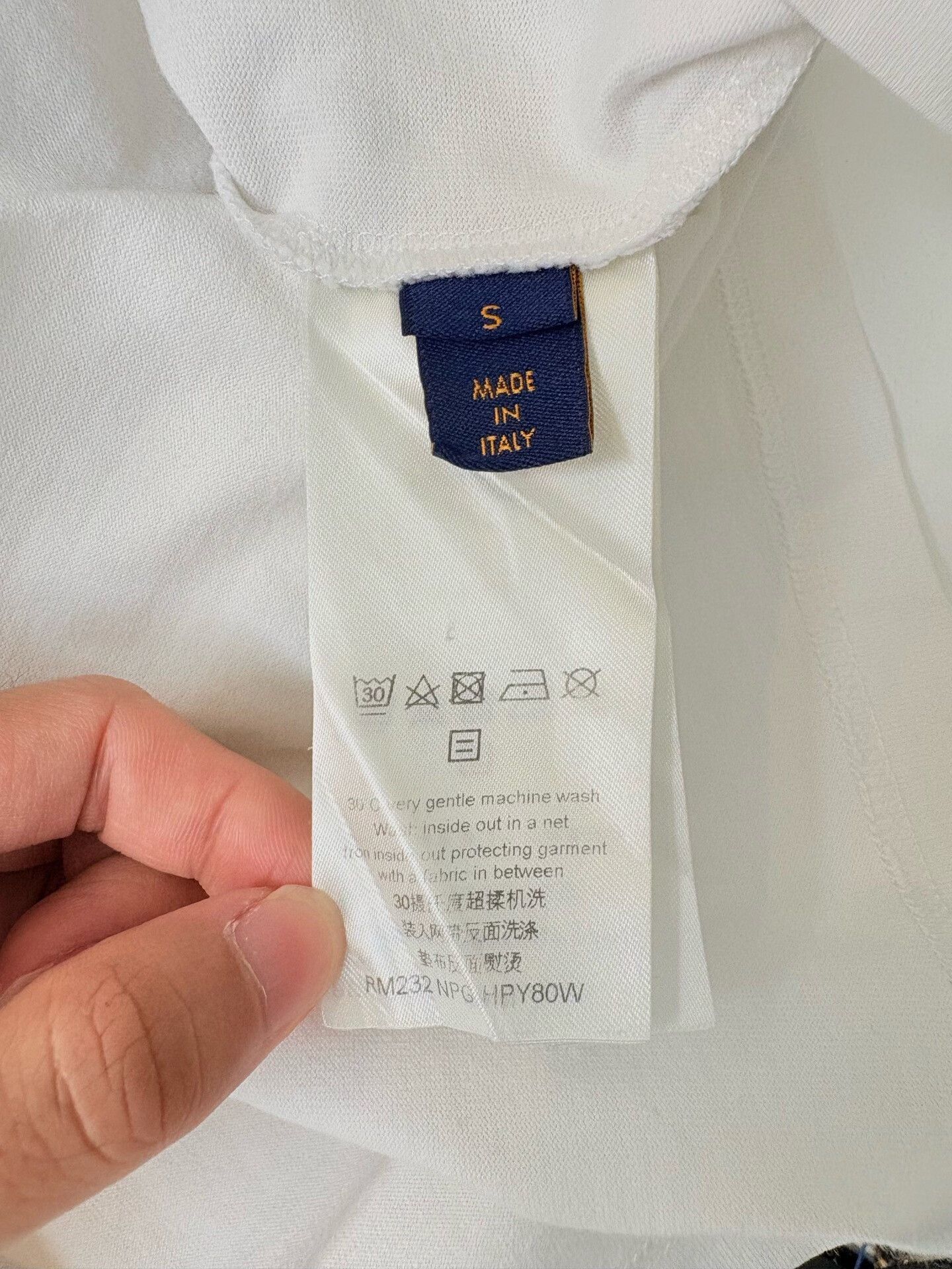 Louis Vuitton Louis Vuitton Room Graphic Print T-Shirt Size S Size US S / EU 44-46 / 1 - 6 Thumbnail
