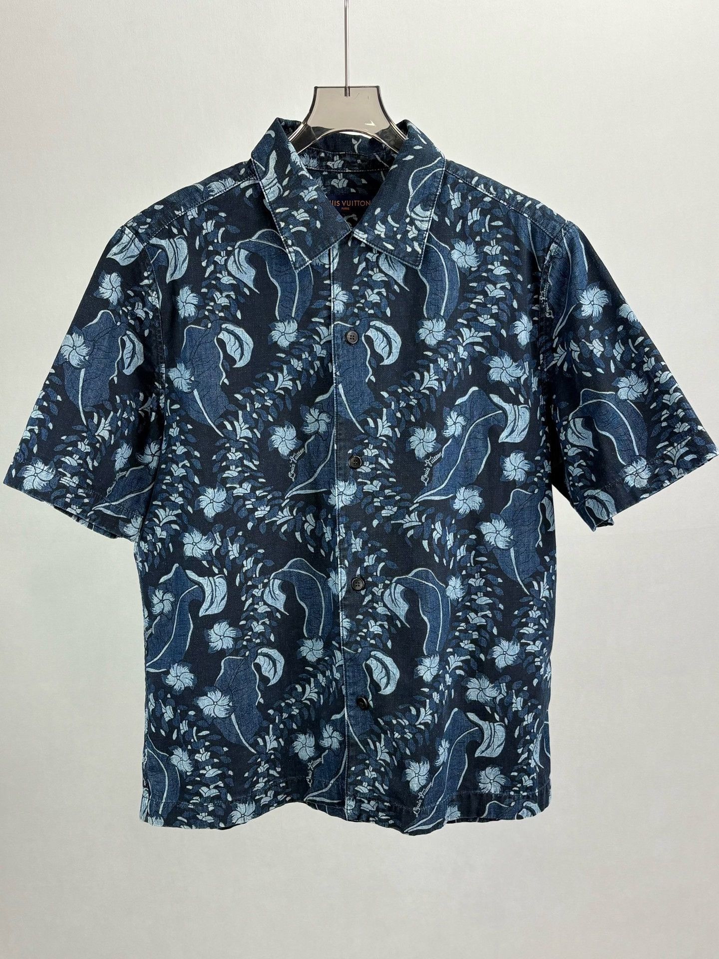 Louis Vuitton Louis Vuitton Falling Leaf Print Denim Shirt XXL Size US XXL / EU 58 / 5 - 2 Thumbnail