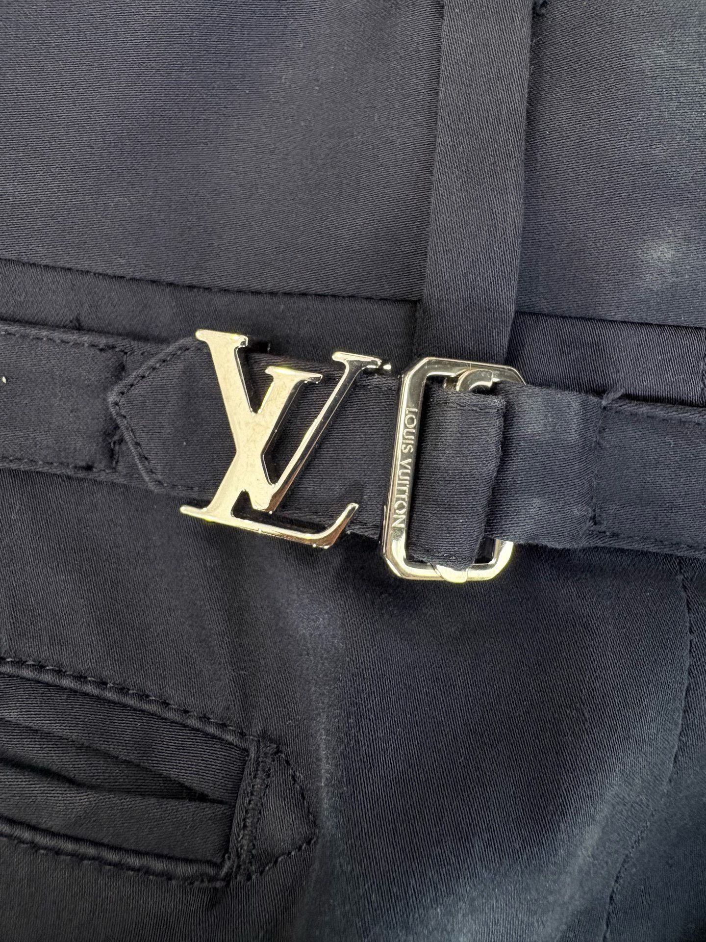 Louis Vuitton Louis Vuitton LV Logo Navy Trousers 48 Size US 32 / EU 48 - 4 Thumbnail