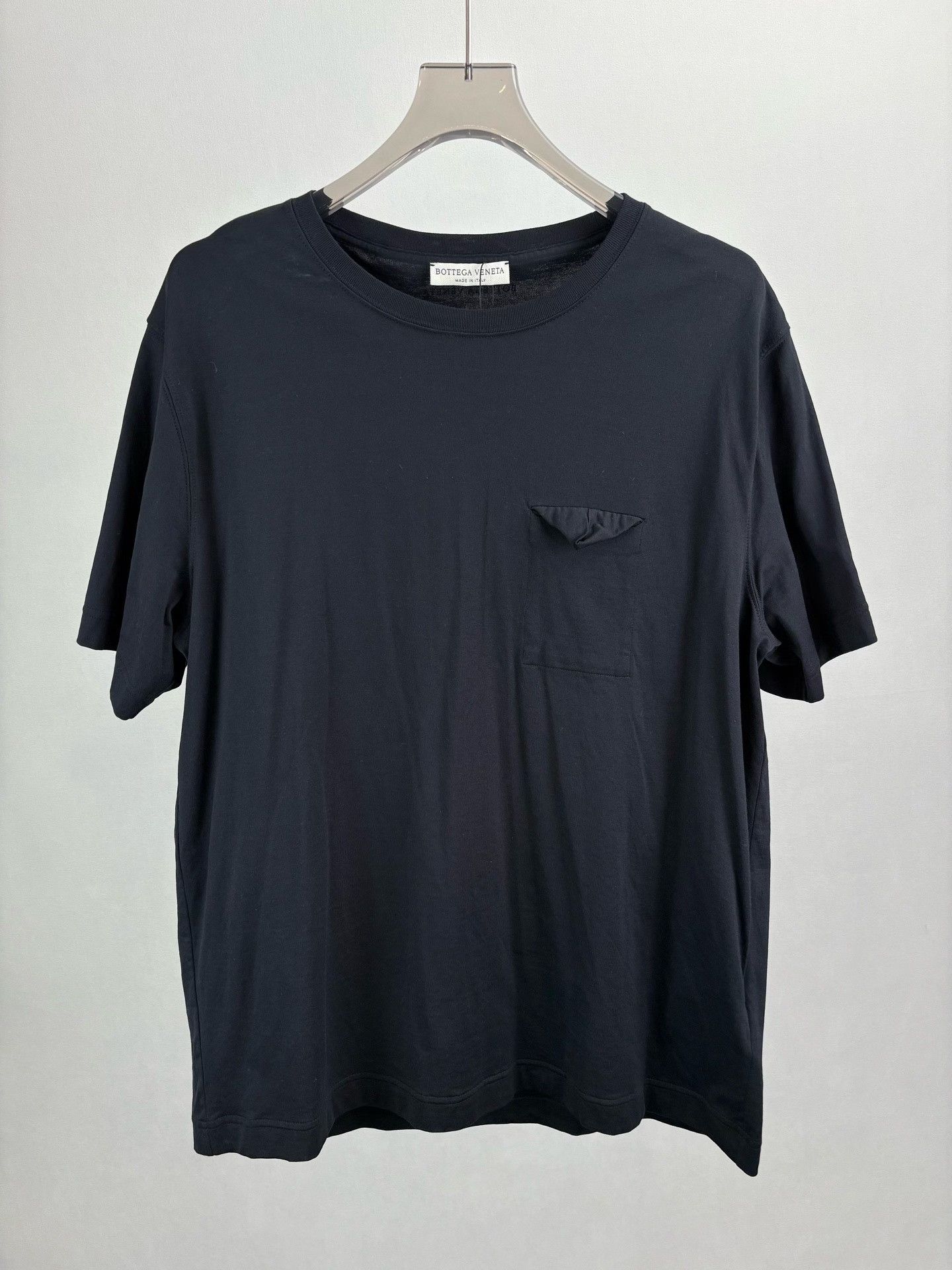 Bottega Veneta Bottega Veneta Triangle Pocket T-Shirt Size 54 Size US L / EU 52-54 / 3 - 2 Thumbnail