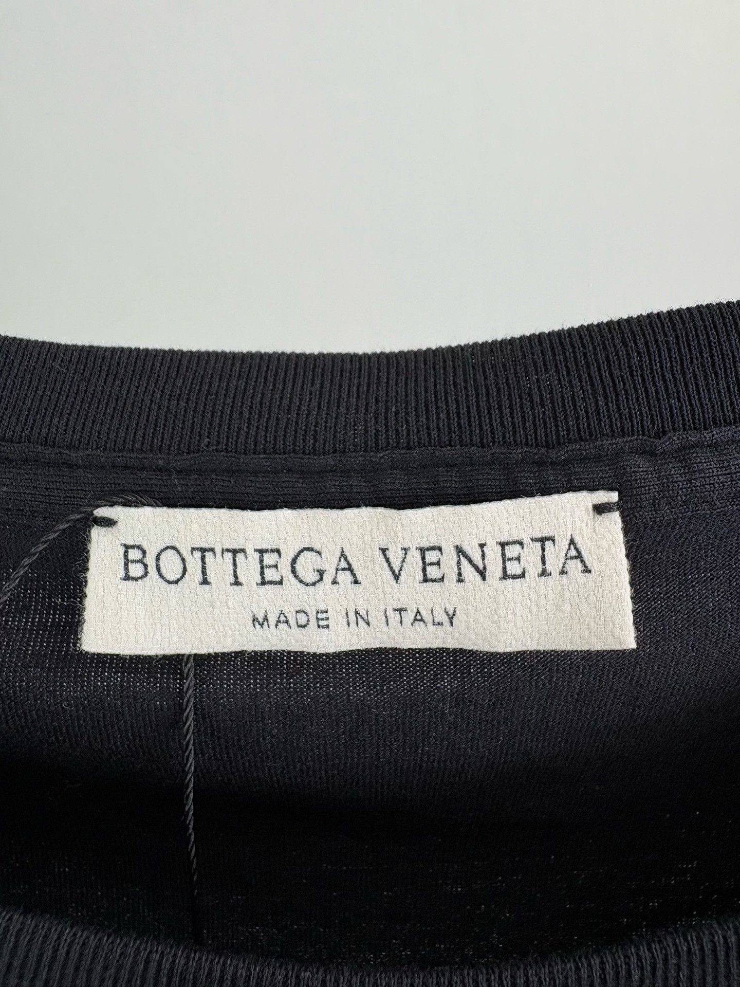 Bottega Veneta Bottega Veneta Triangle Pocket T-Shirt Size 54 Size US L / EU 52-54 / 3 - 4 Thumbnail