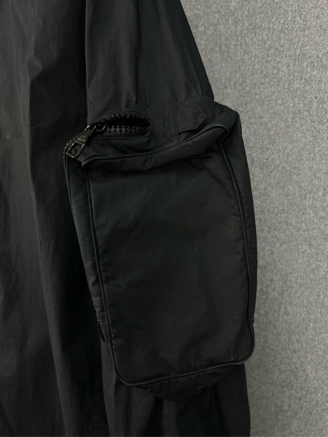 Louis Vuitton Louis Vuitton Multi-Pocket Utility Shirt XS Size US XS / EU 42 / 0 - 4 Thumbnail