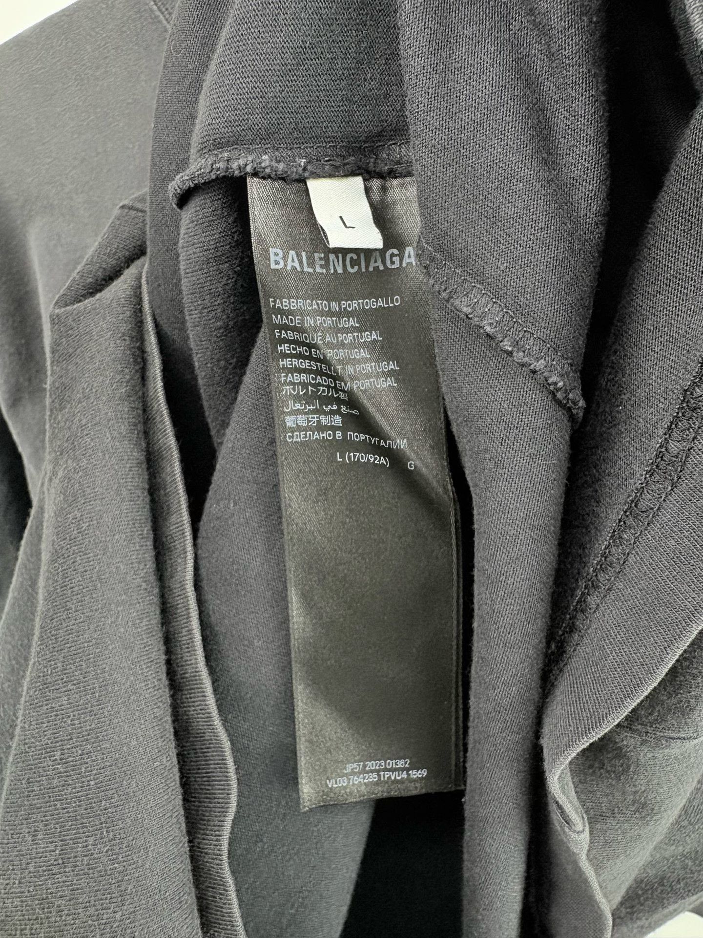 Balenciaga Balenciaga Back Letter Logo T-Shirt Size L Size US L / EU 52-54 / 3 - 5 Thumbnail