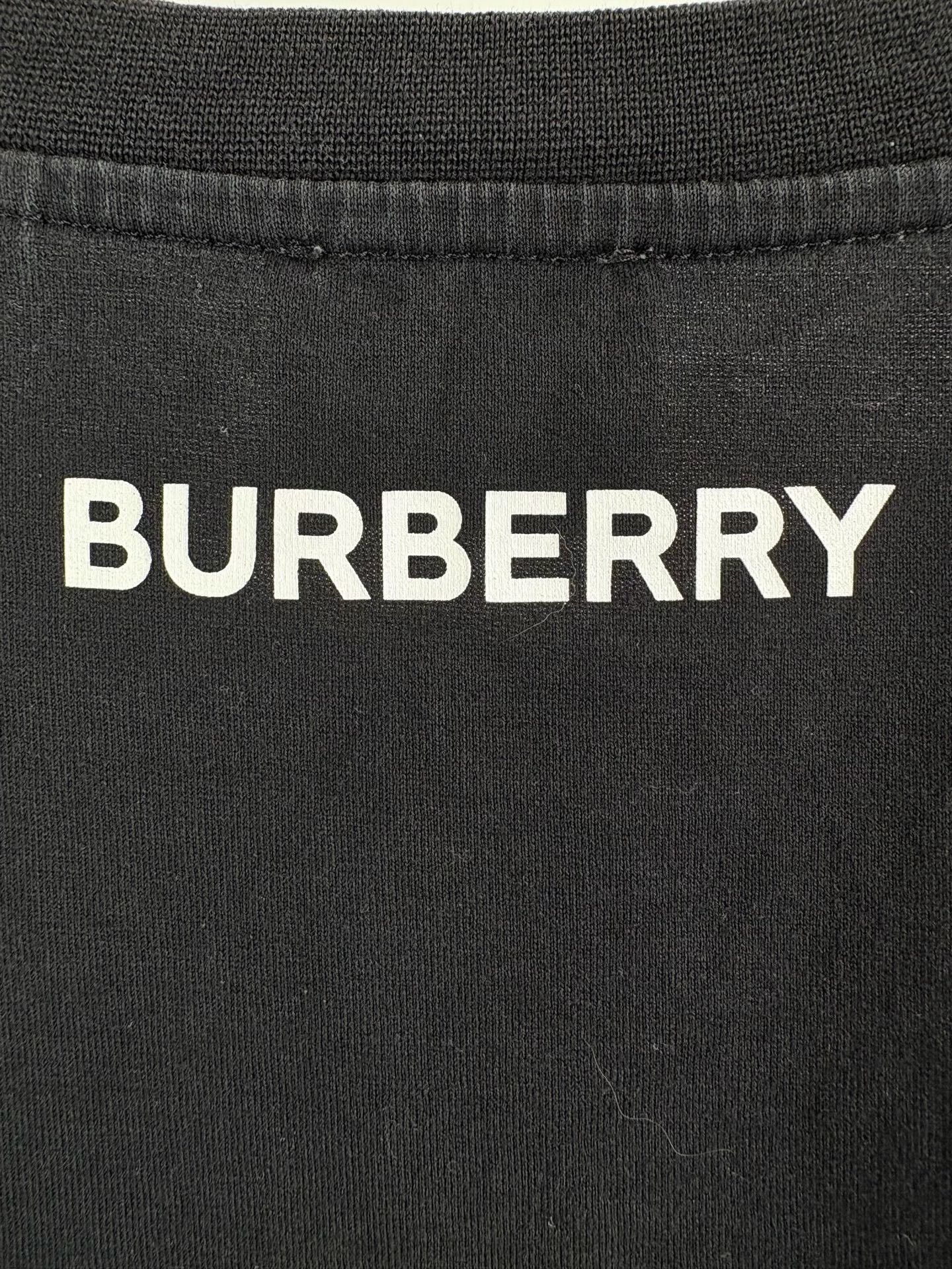 Burberry Burberry Graphic B Print T-Shirt Size S Size US S / EU 44-46 / 1 - 5 Thumbnail