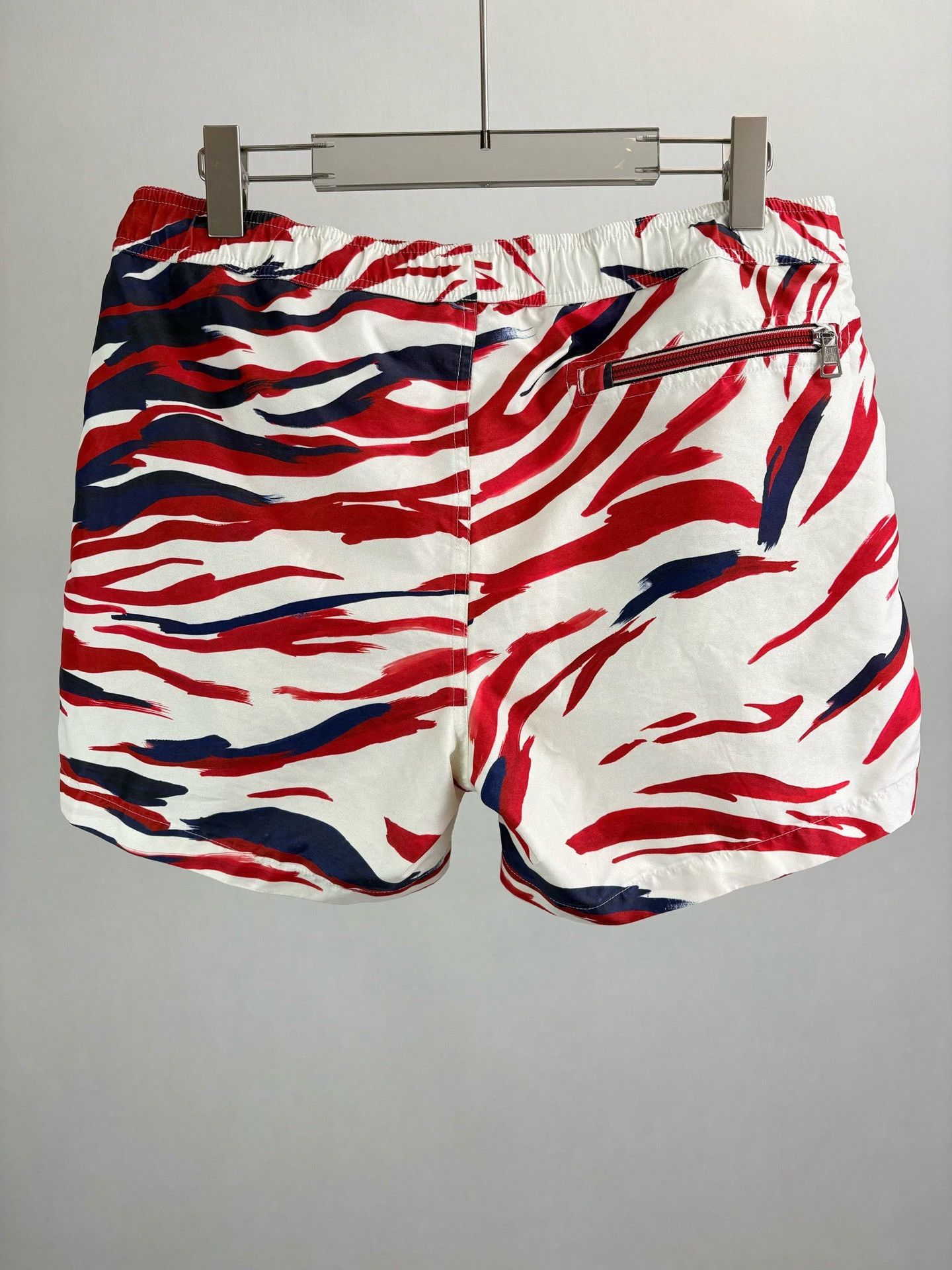 Moncler Moncler Graffiti Print Swim Shorts Size M Size US 32 / EU 48 - 3 Thumbnail