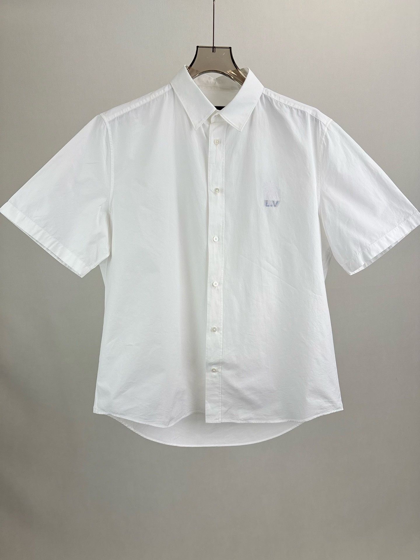 Louis Vuitton Louis Vuitton White Logo Short Sleeve Shirt XXL Size US XXL / EU 58 / 5 - 2 Thumbnail