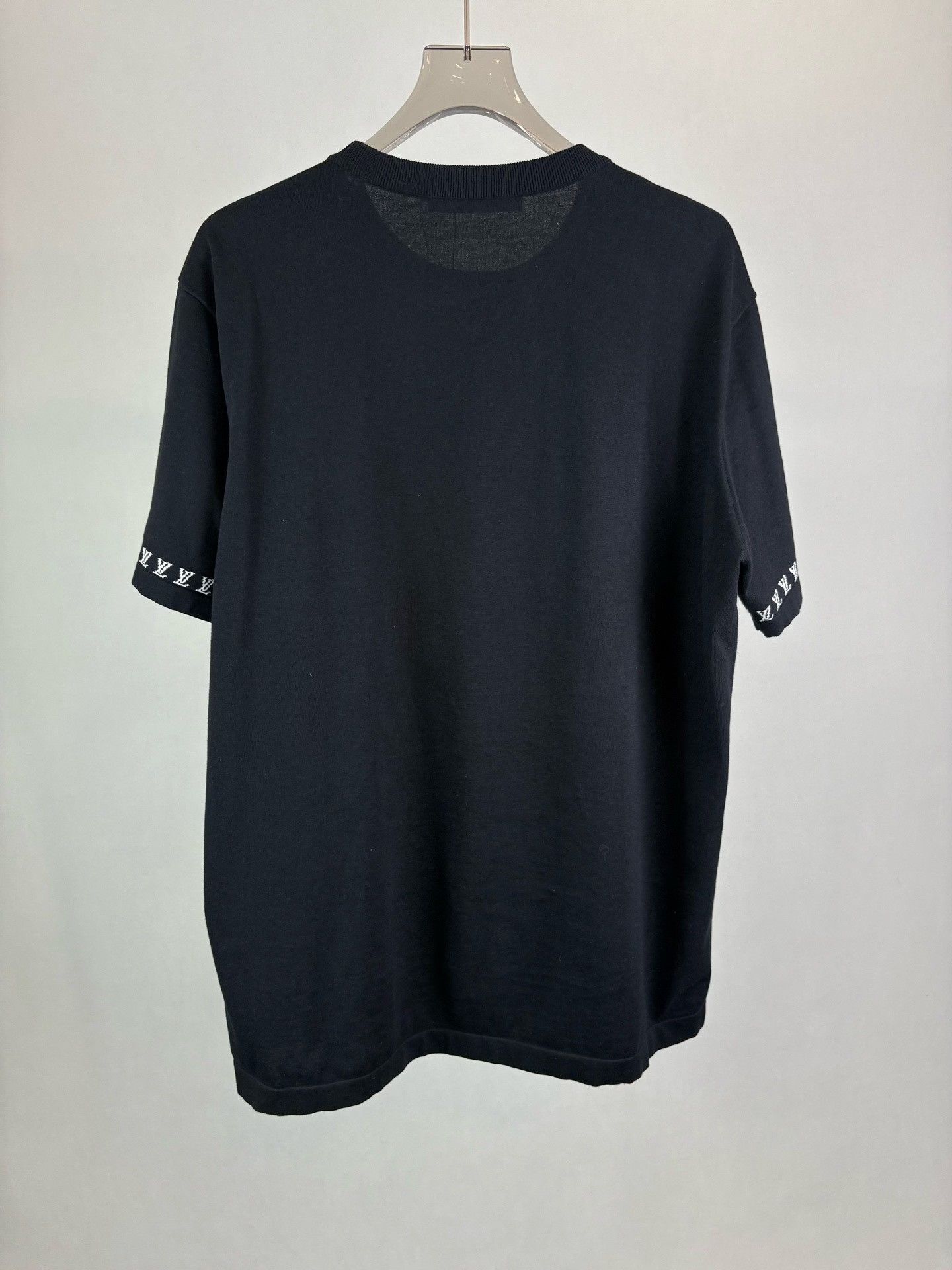 Louis Vuitton Louis Vuitton Logo Cuff Knit T-Shirt XL Size US XL / EU 56 / 4 - 3 Thumbnail