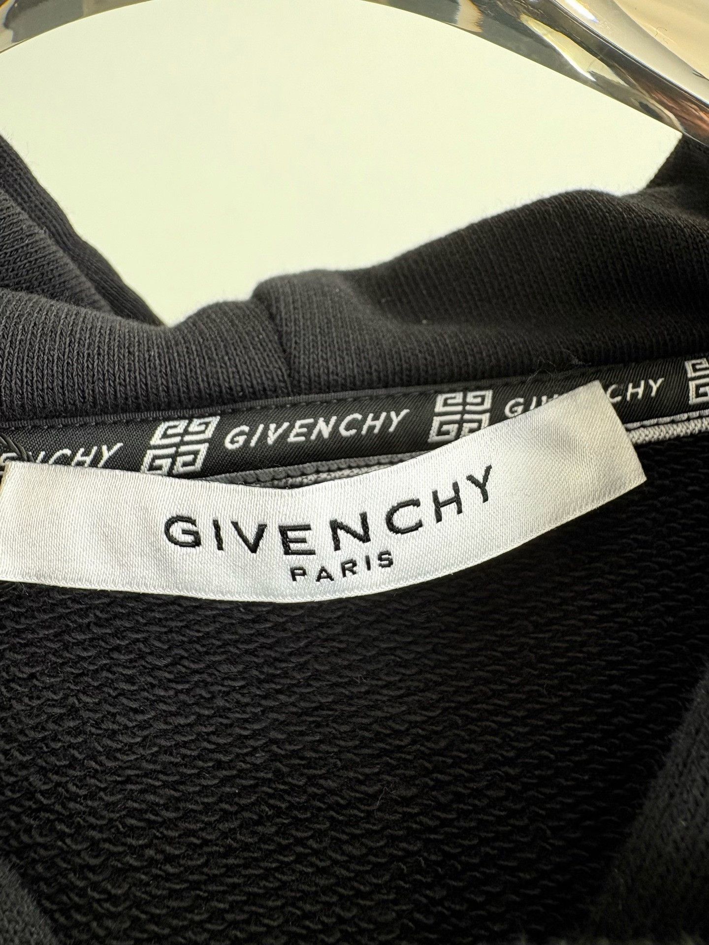 Givenchy Givenchy White Piping Logo Hoodie Size M Size US M / EU 48-50 / 2 - 5 Thumbnail