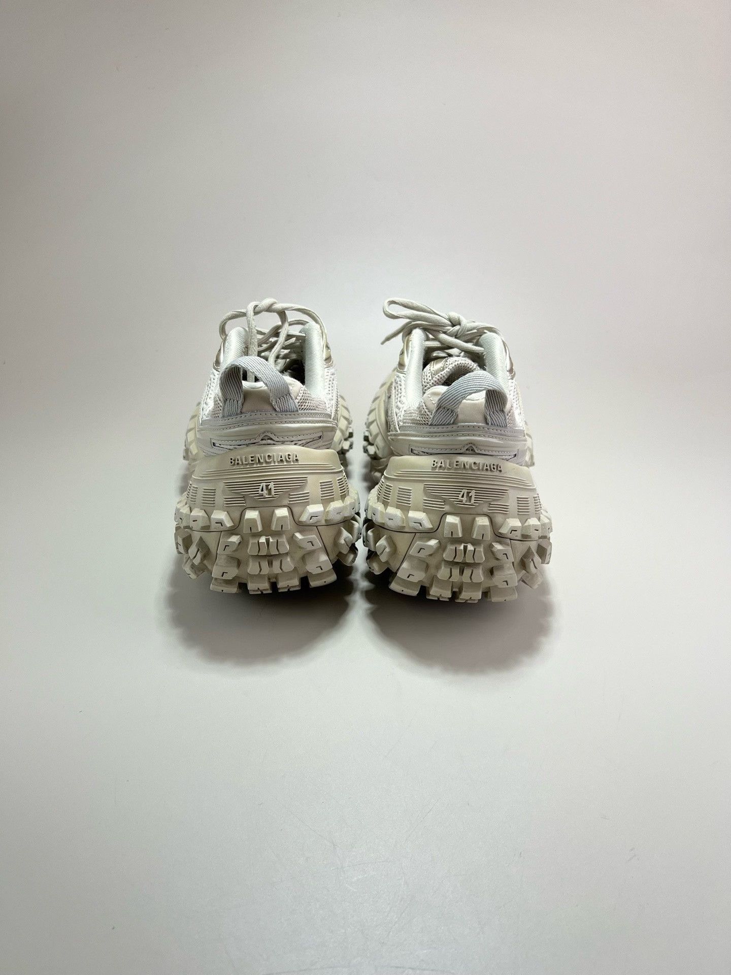 Balenciaga Balenciaga Beige Defender Sneakers 41 Size US 8 / EU 41 - 4 Thumbnail