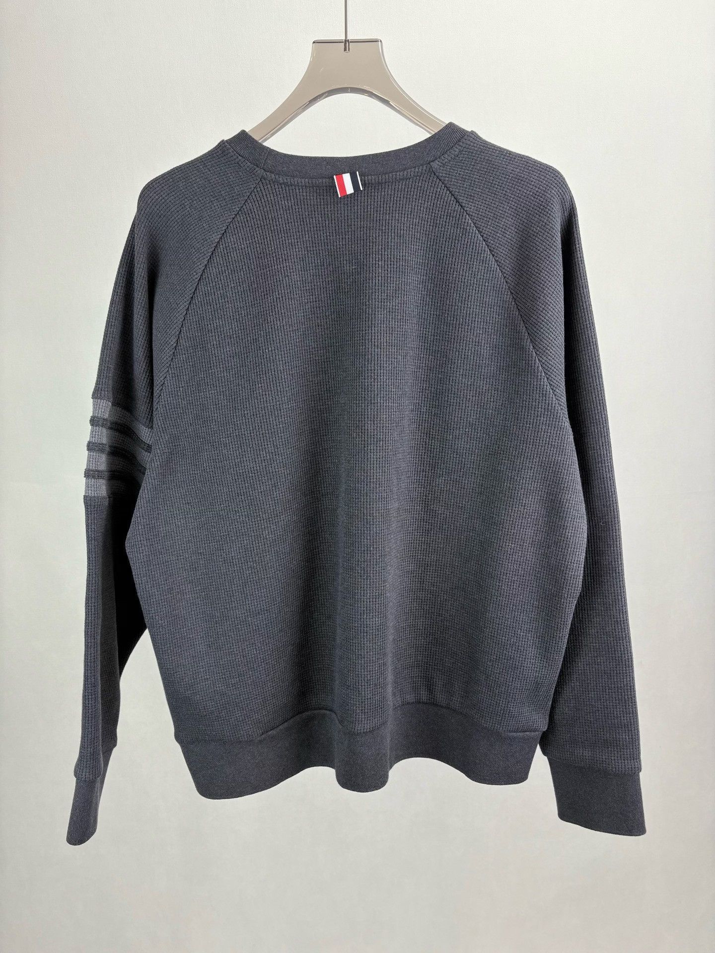 Thom Browne Thom Browne Waffle Knit 4-Bar Sweatshirt Size 5 Size US XXL / EU 58 / 5 - 3 Thumbnail