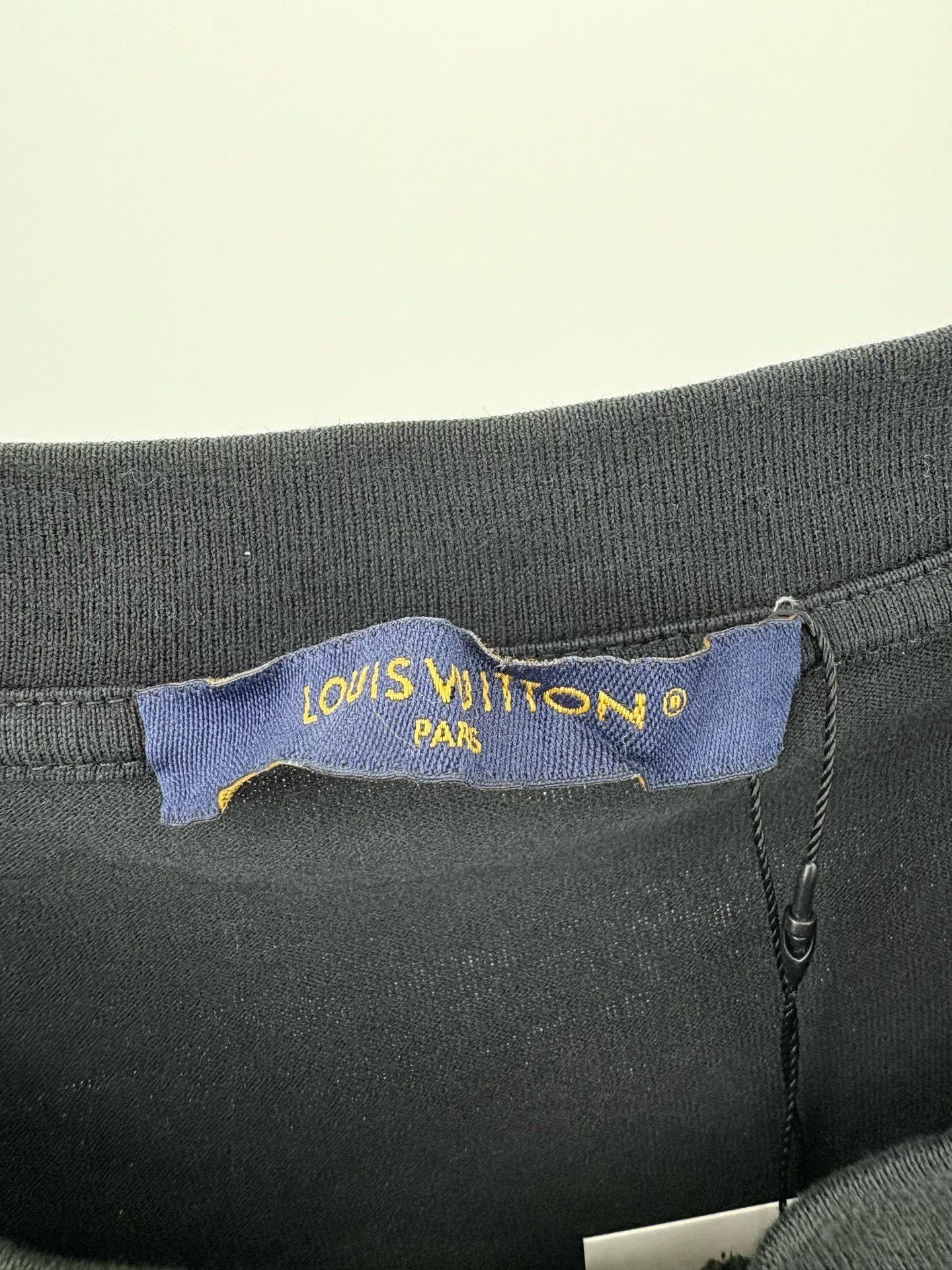 Louis Vuitton Louis Vuitton Monogram Gradient T-Shirt XL Size US XL / EU 56 / 4 - 4 Thumbnail