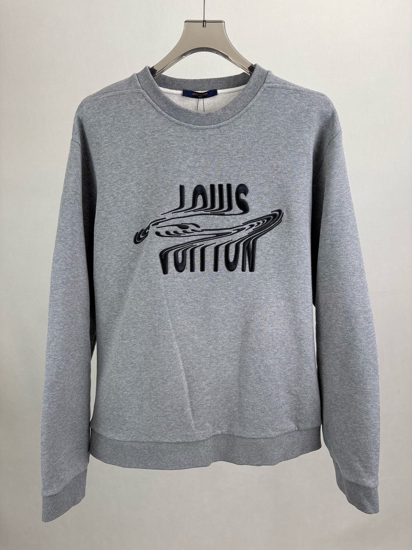 Louis Vuitton Louis Vuitton Warped Embroidered Sweatshirt XL Size US XL / EU 56 / 4 - 2 Thumbnail